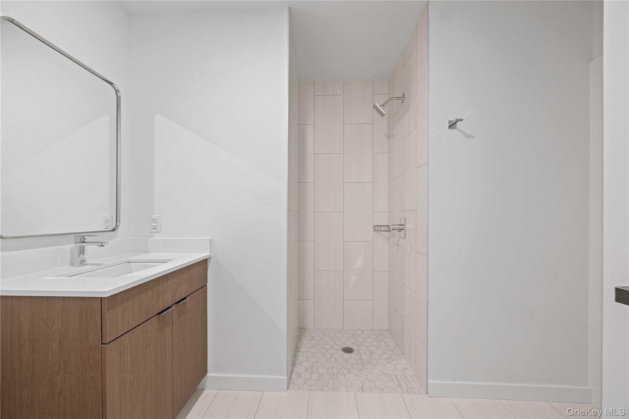 30 Broad Street 905 Property Photo 9