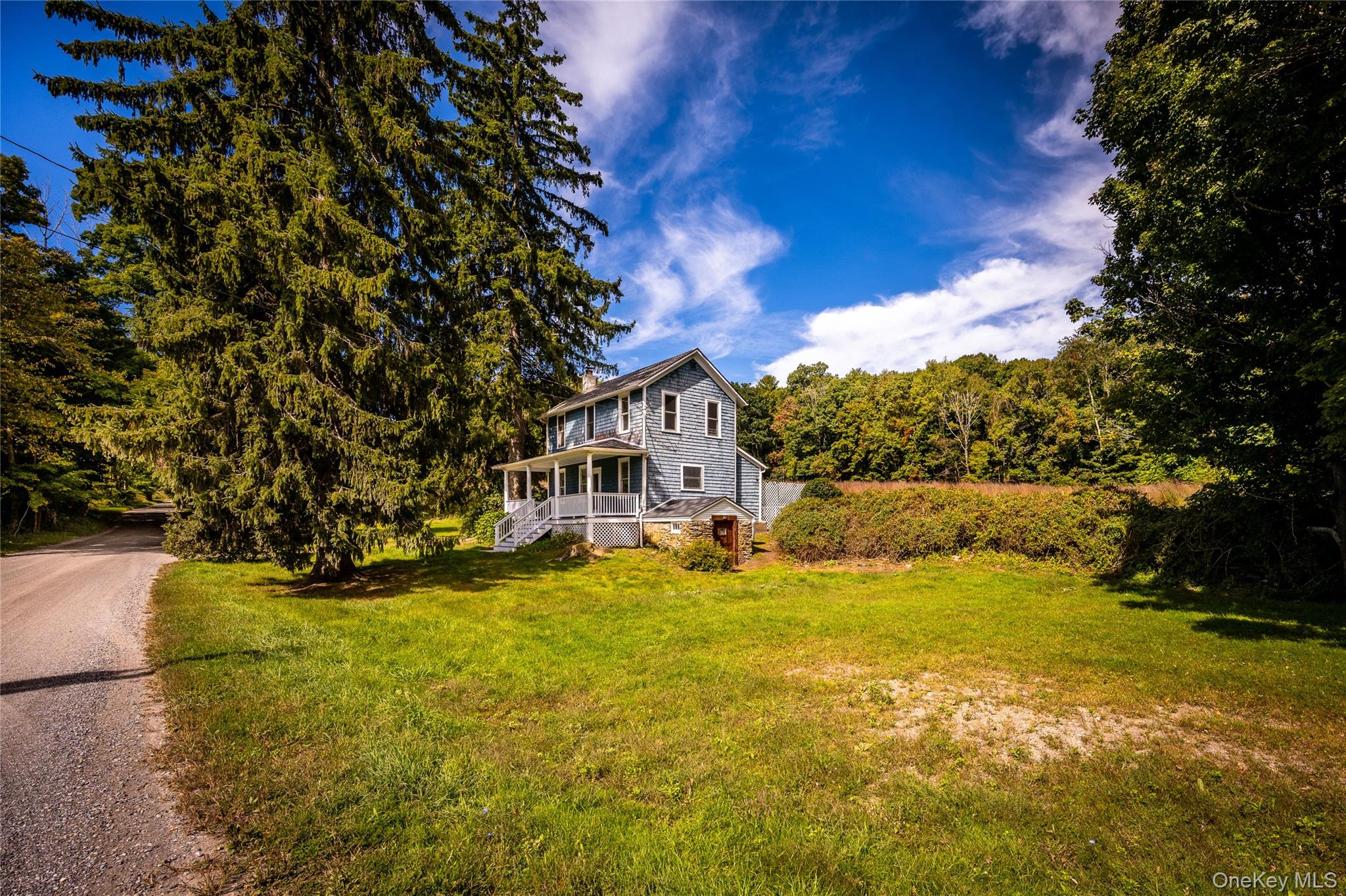 672 Tower Hill Road Property Photo 3