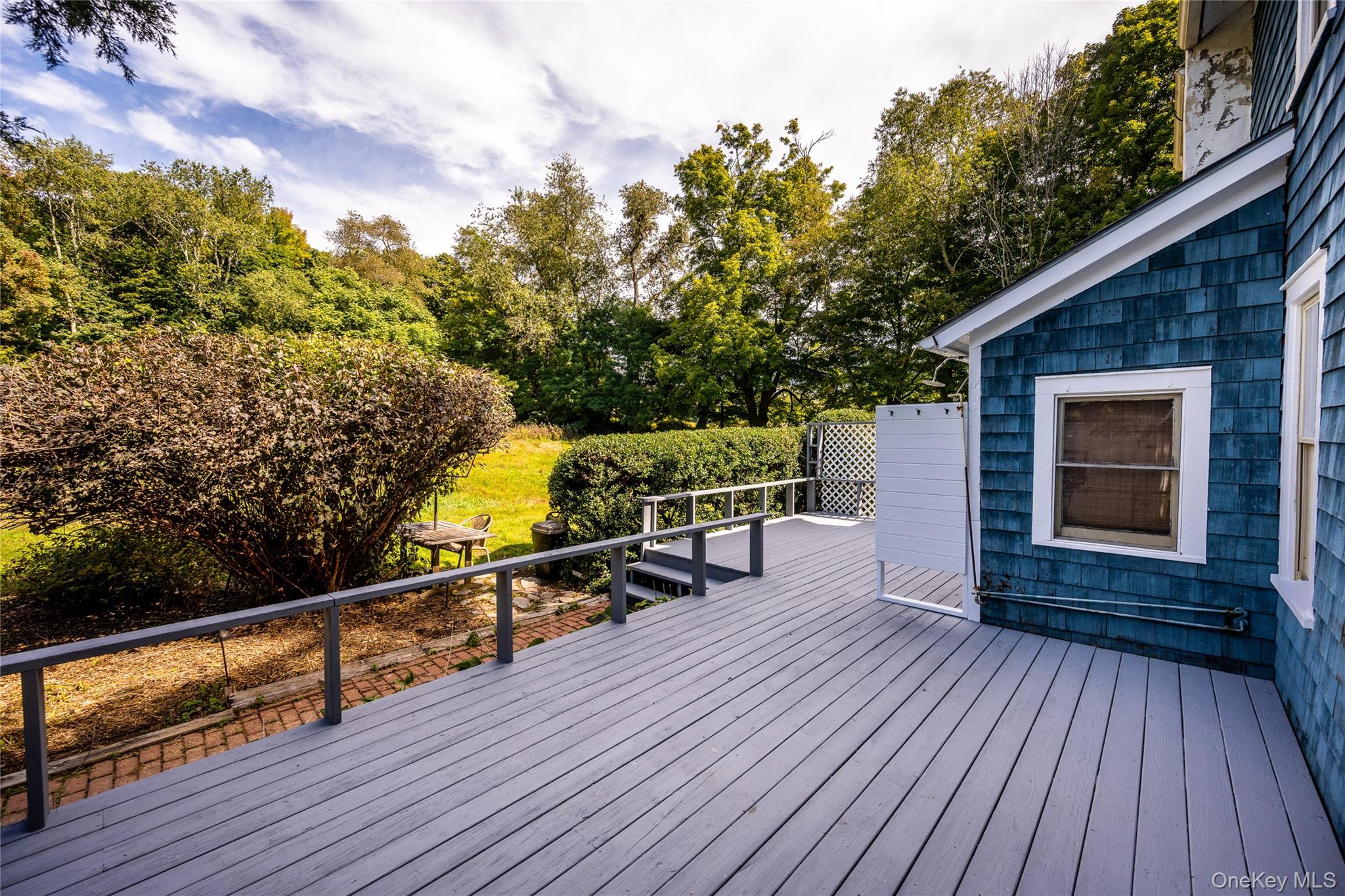 672 Tower Hill Road Property Photo 8