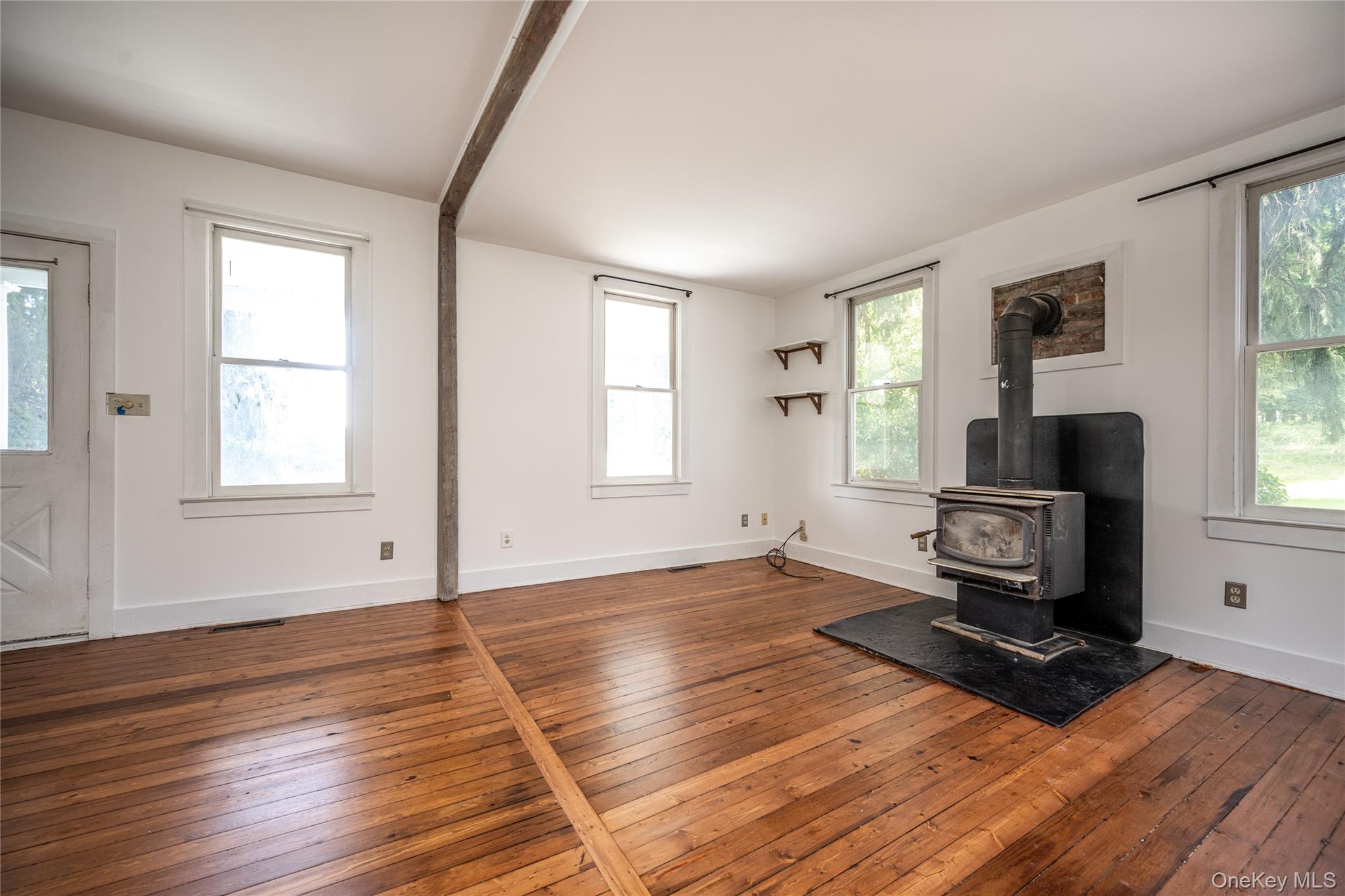 672 Tower Hill Road Property Photo 13