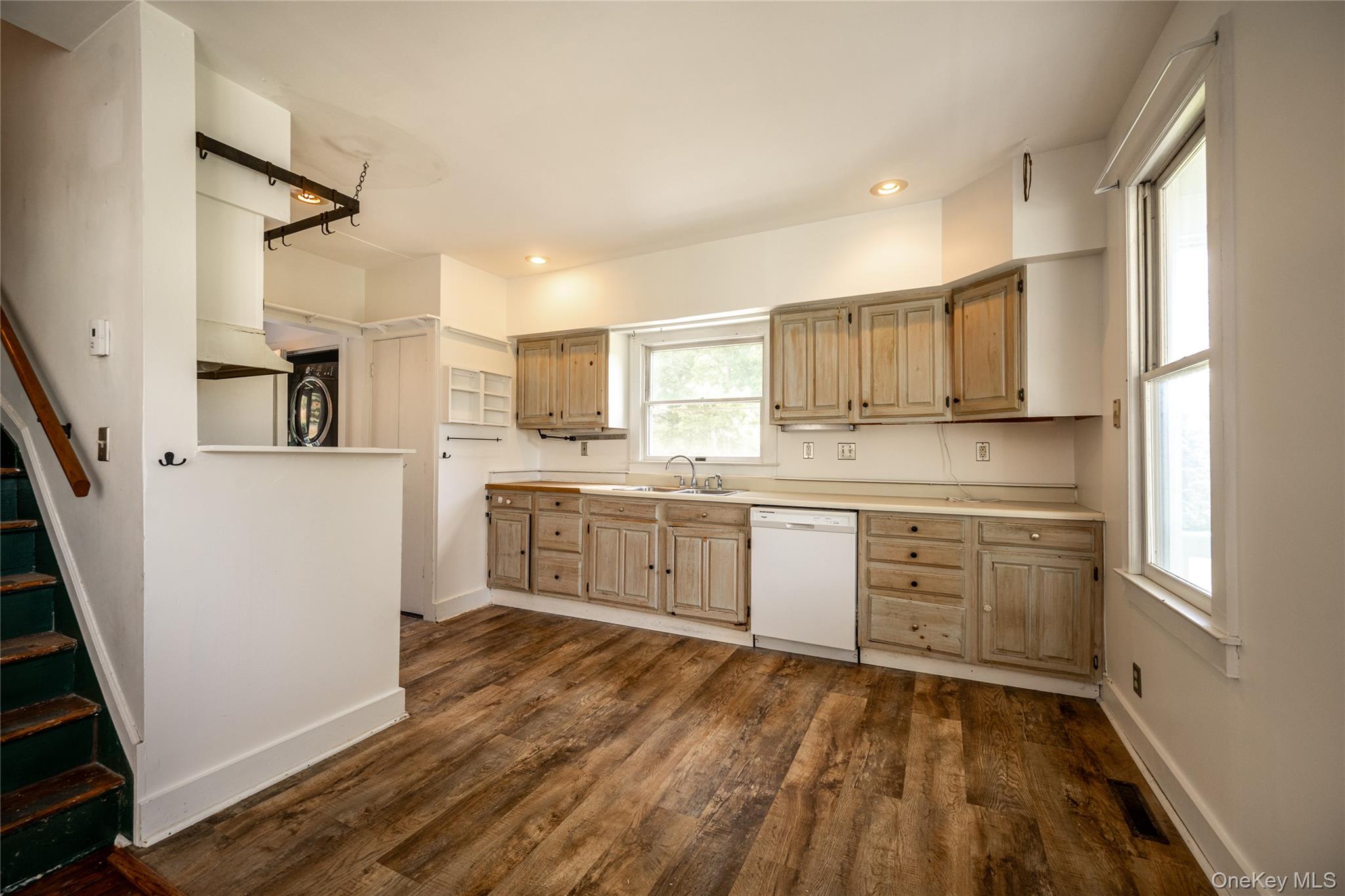 672 Tower Hill Road Property Photo 16