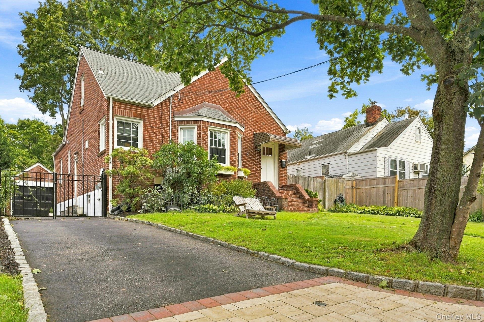 116 Wyman Avenue Property Photo 1