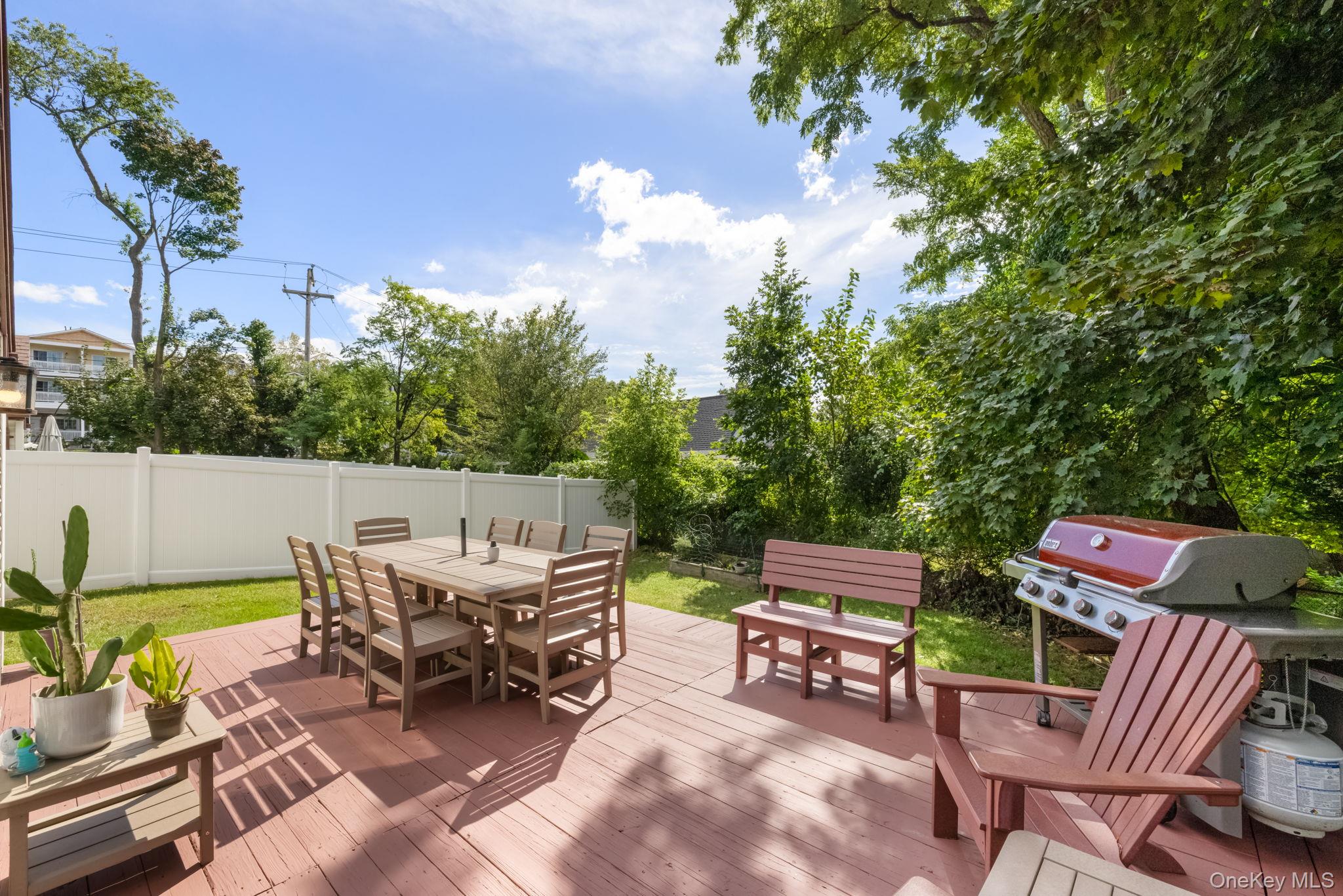 4 Hovey Lane Property Photo 15