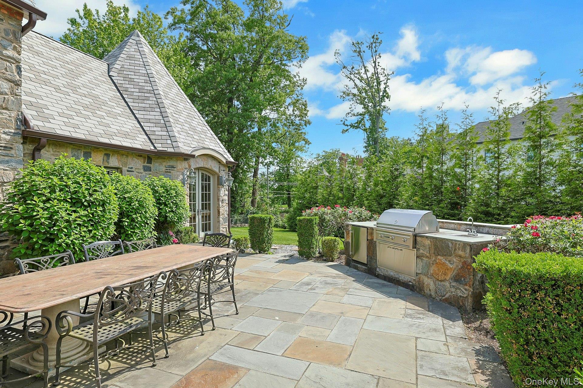 77 Deerhurst Road Property Photo 18