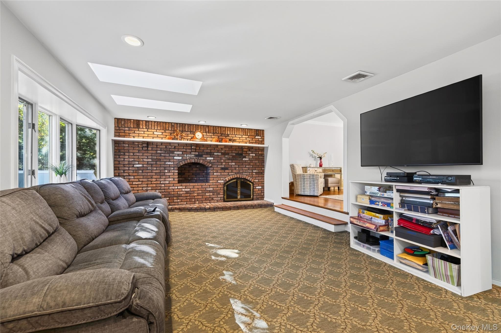 2 Rockrose Lane Property Photo 9