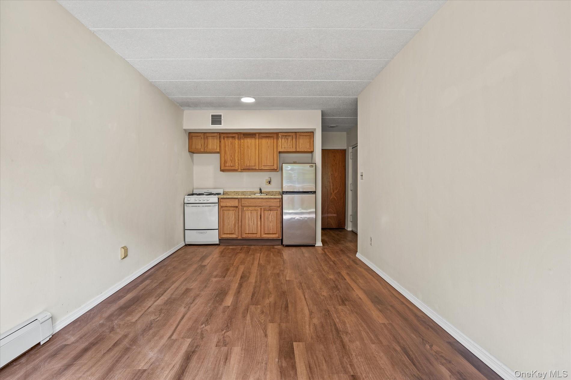 140-14 33rd Avenue 101 Property Photo 5