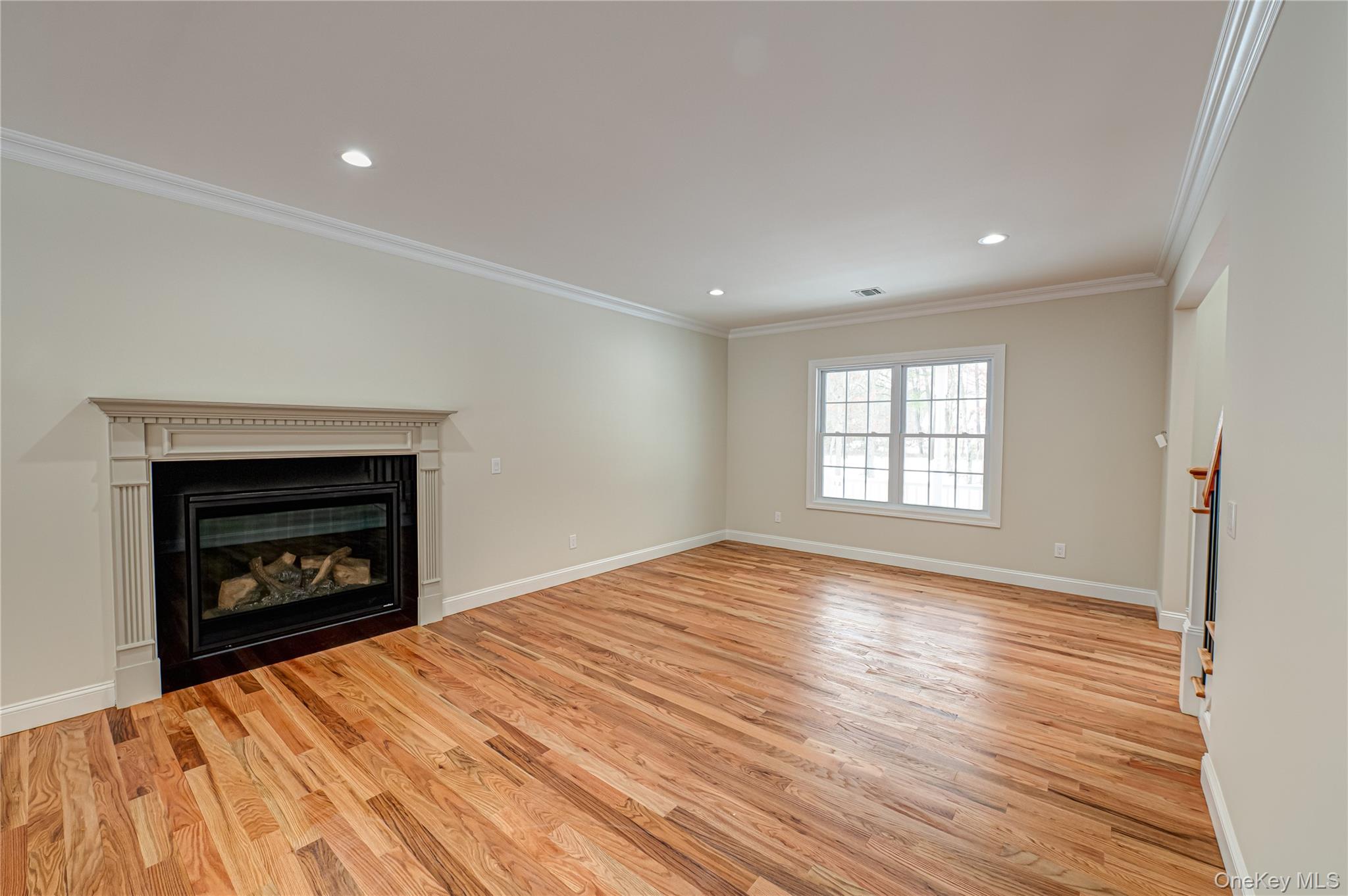 2 Mini Court Property Photo 7