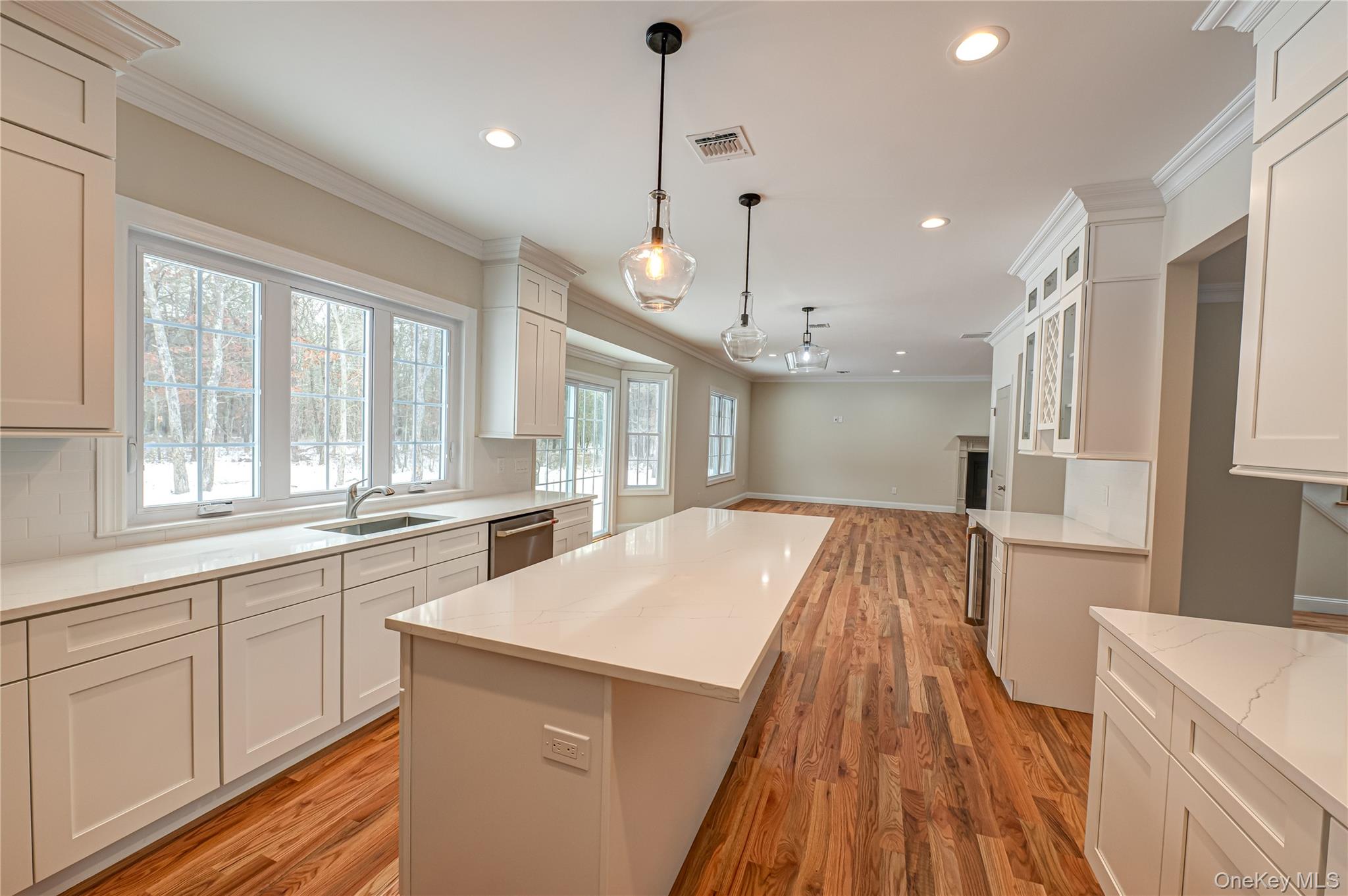 2 Mini Court Property Photo 15