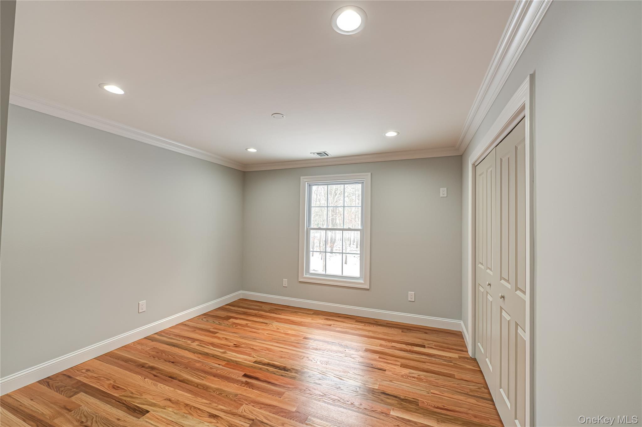 2 Mini Court Property Photo 22