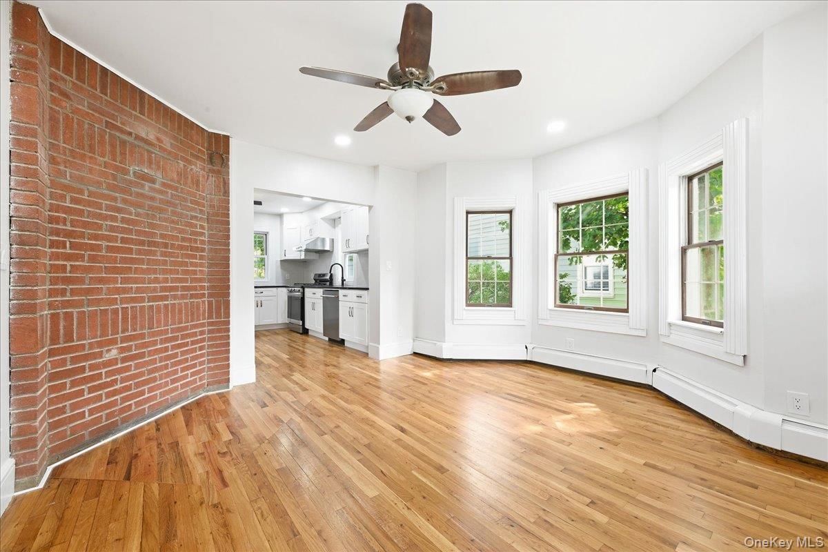 42 Chestnut Street Property Photo 5