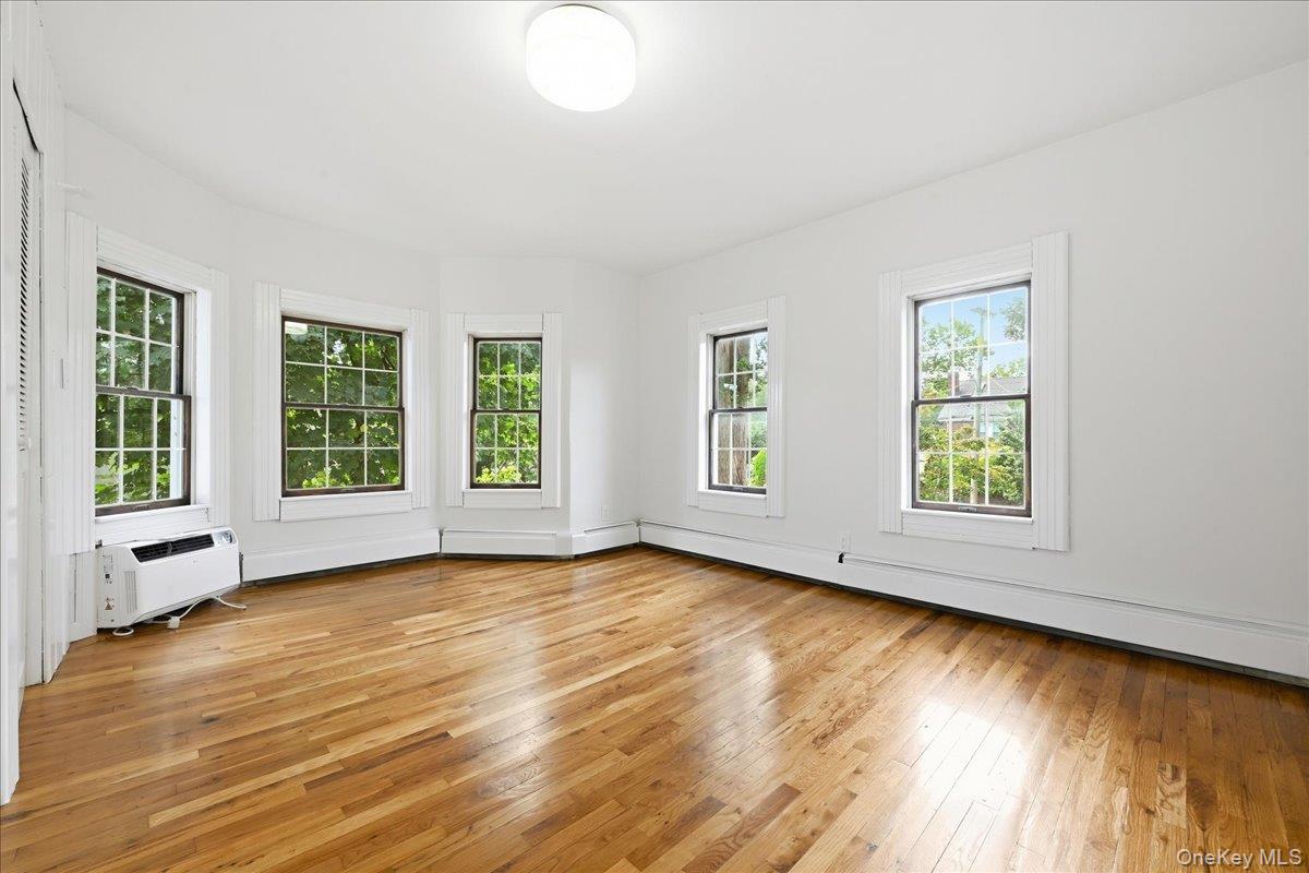 42 Chestnut Street Property Photo 14