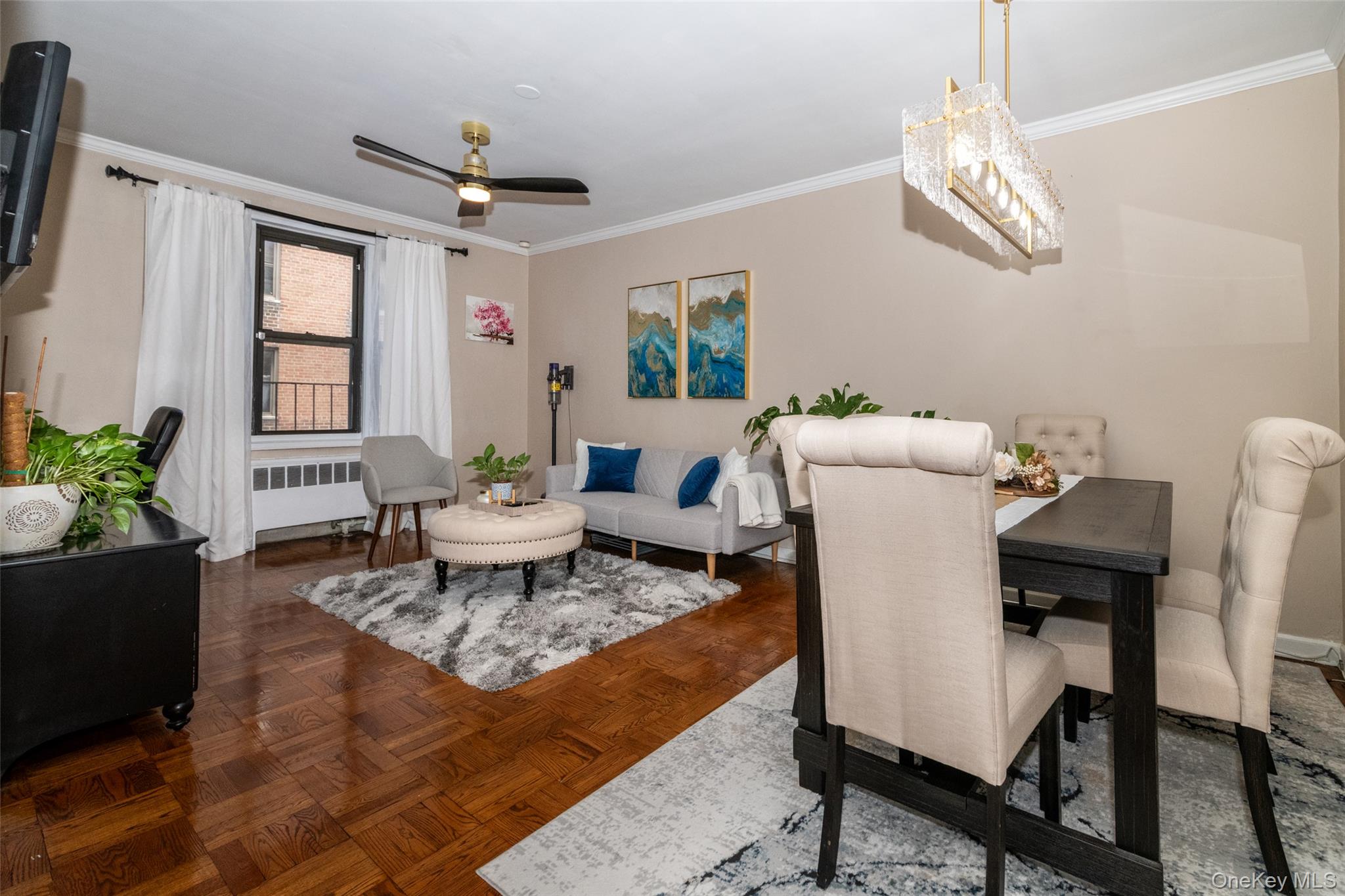 16 N Broadway 4j Property Photo 5