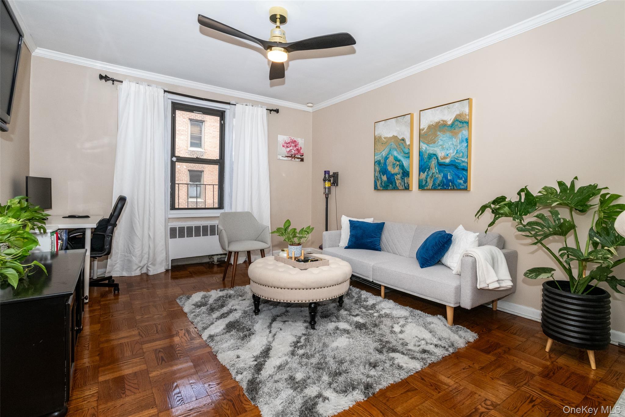 16 N Broadway 4j Property Photo 7