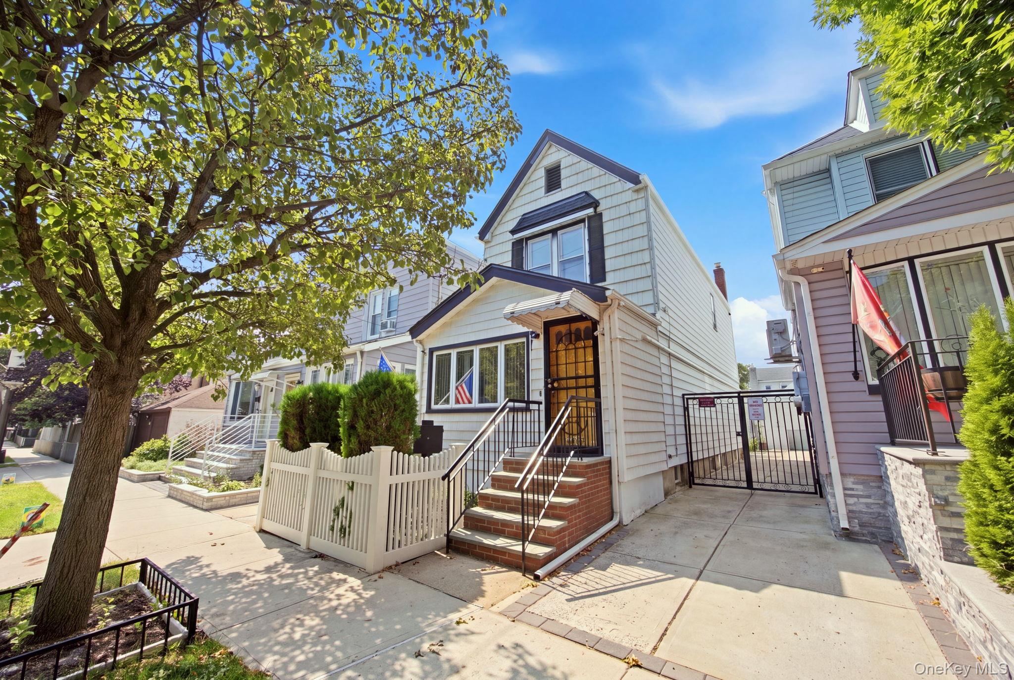 135-36 96th Street Property Photo 1