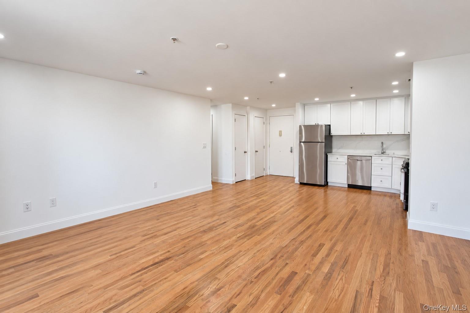 10 Franklin Boulevard 607 Property Photo 5