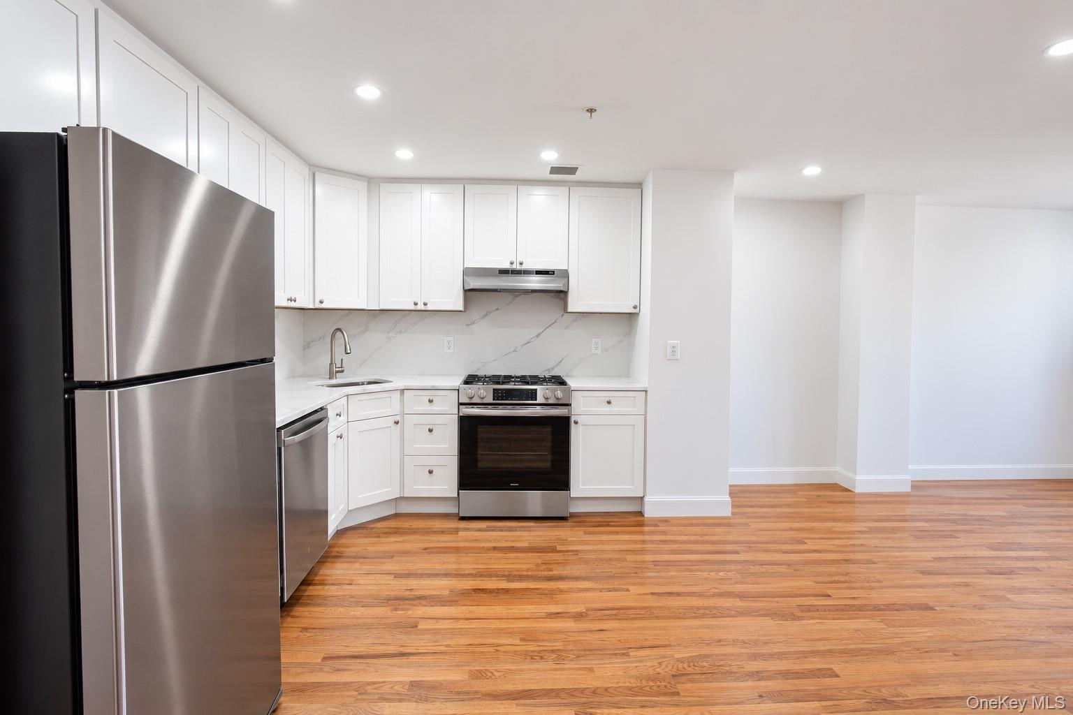 10 Franklin Boulevard 607 Property Photo 8