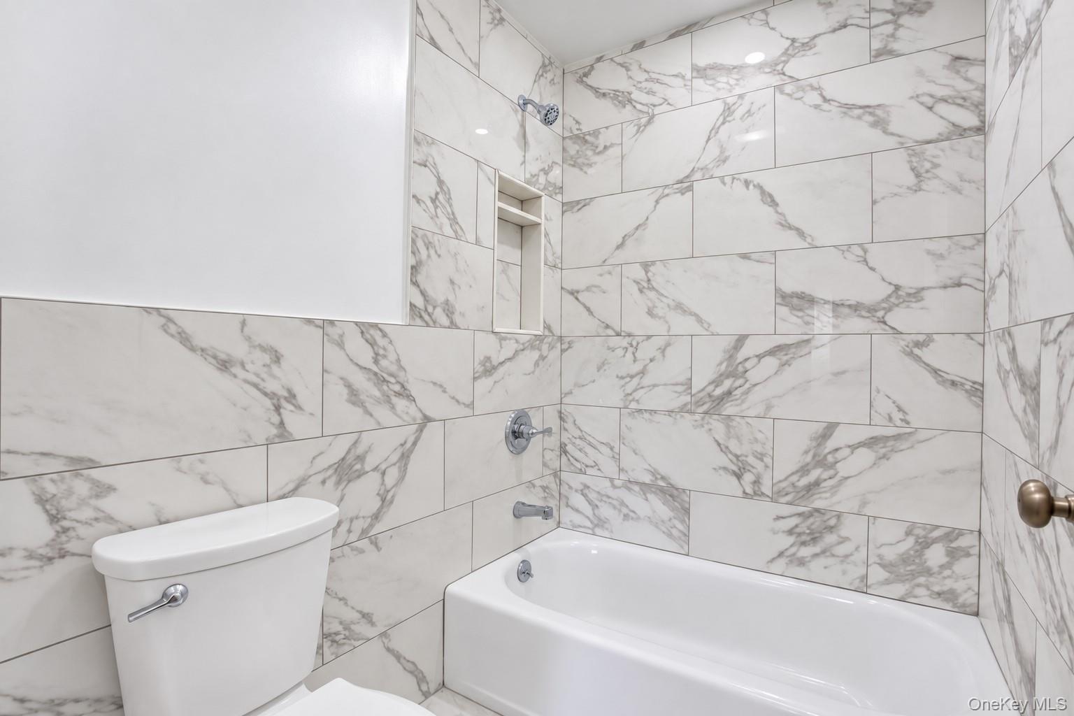 10 Franklin Boulevard 607 Property Photo 15