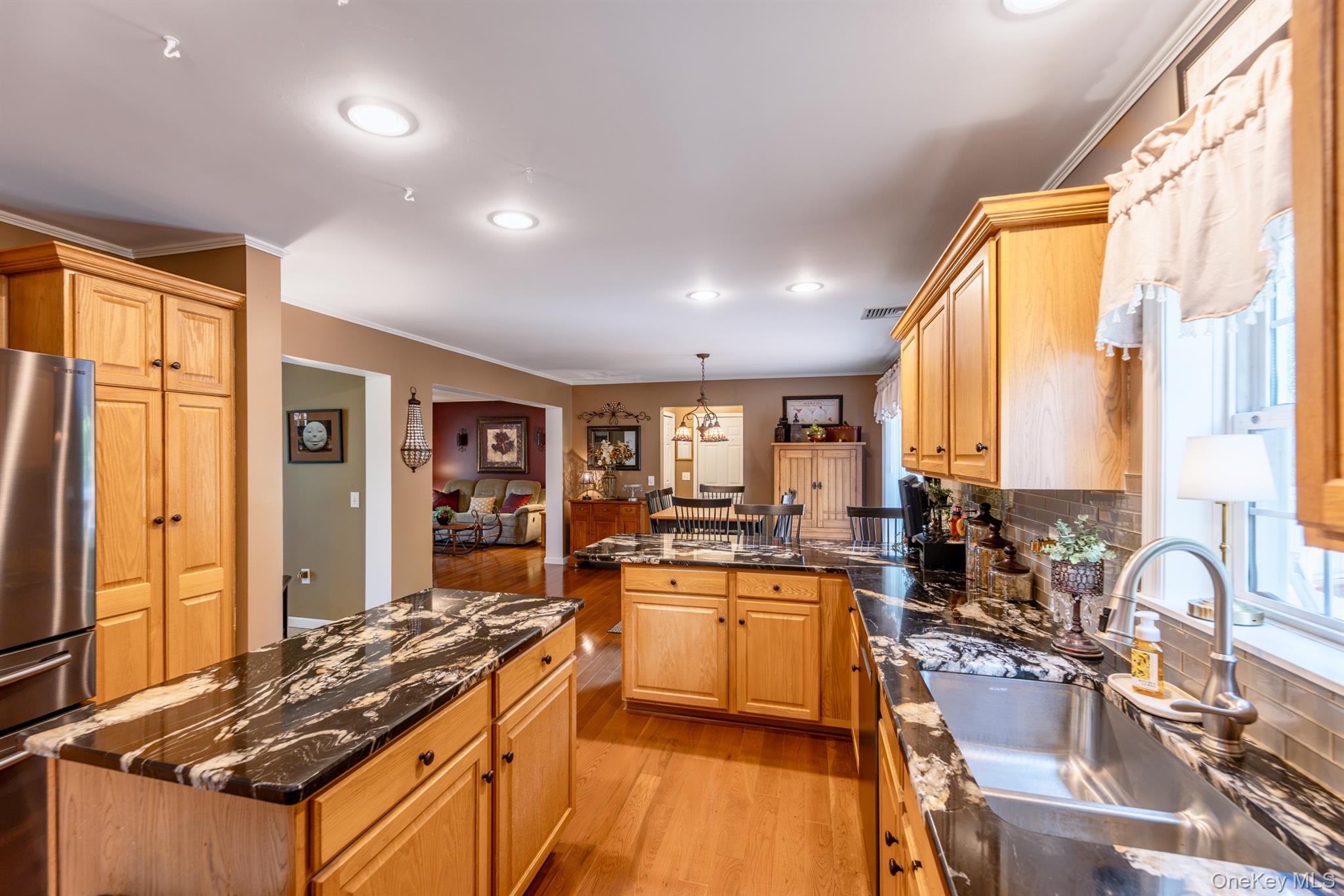 24 Deer Run Road Property Photo 16