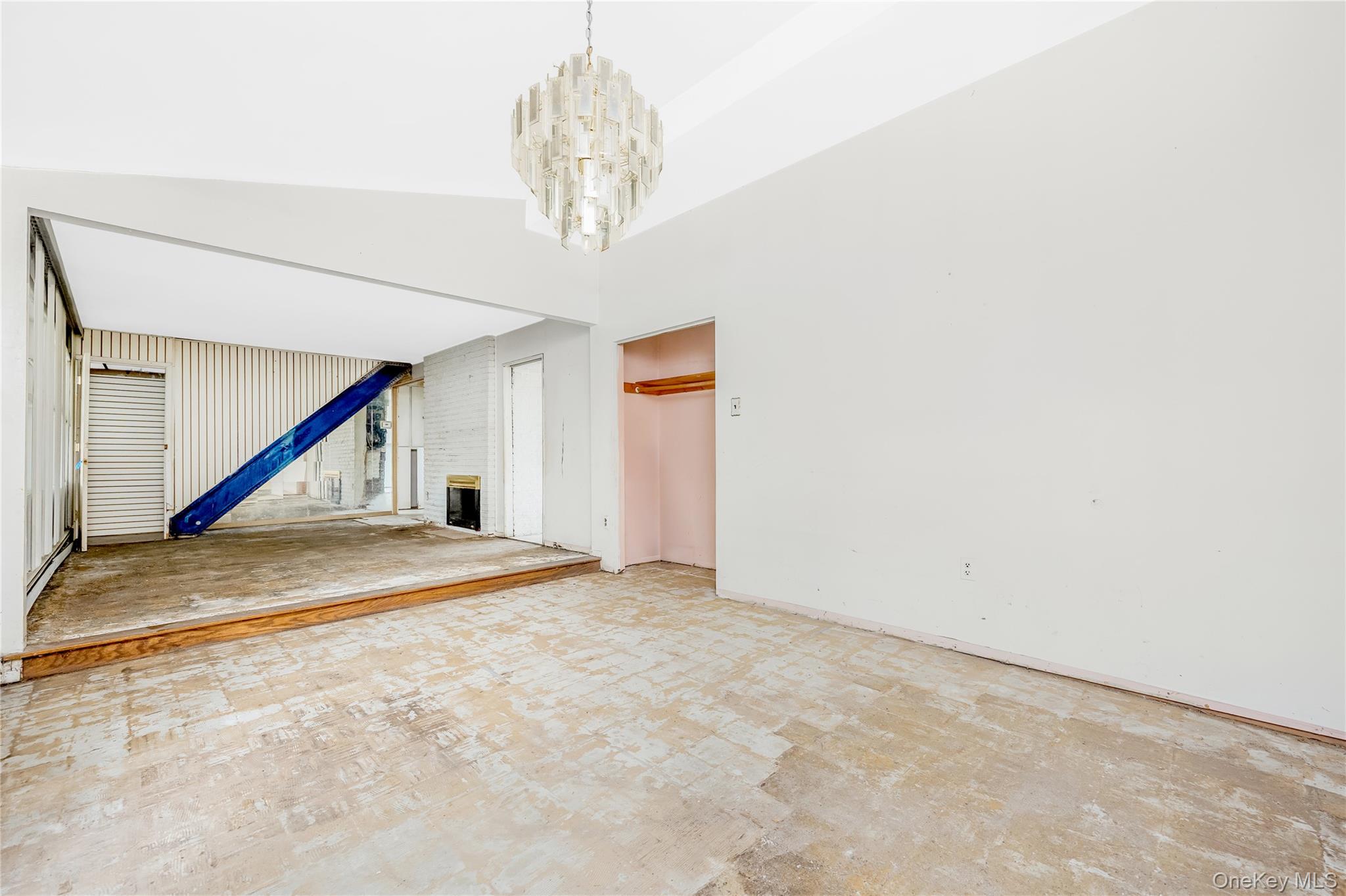 22 Tarry Lane Property Photo 9