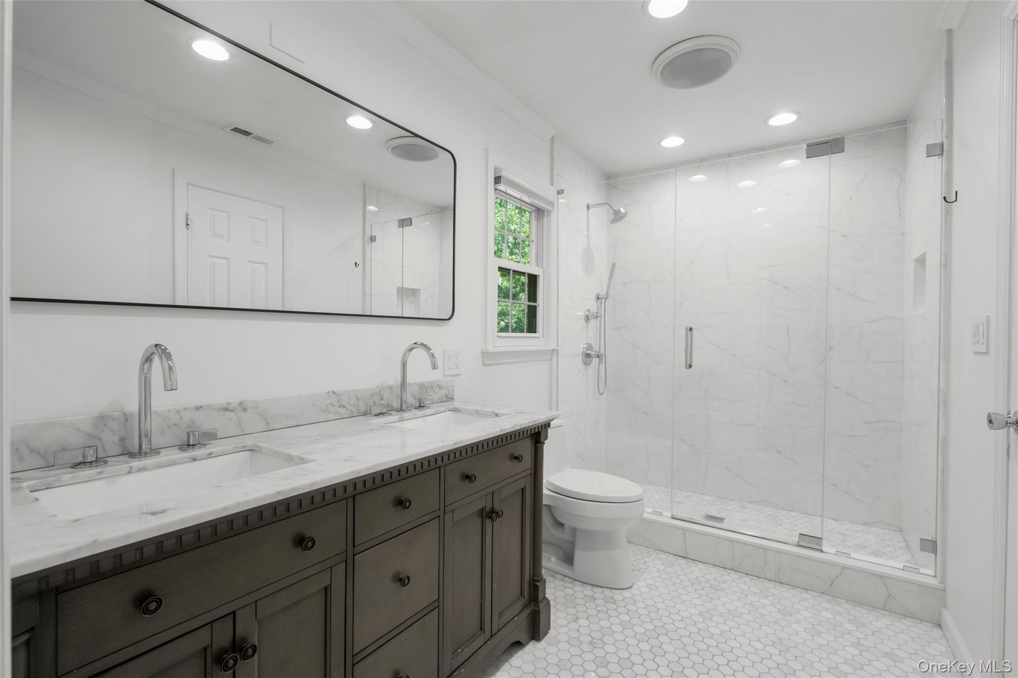 81 Chestnut Avenue Property Photo 17