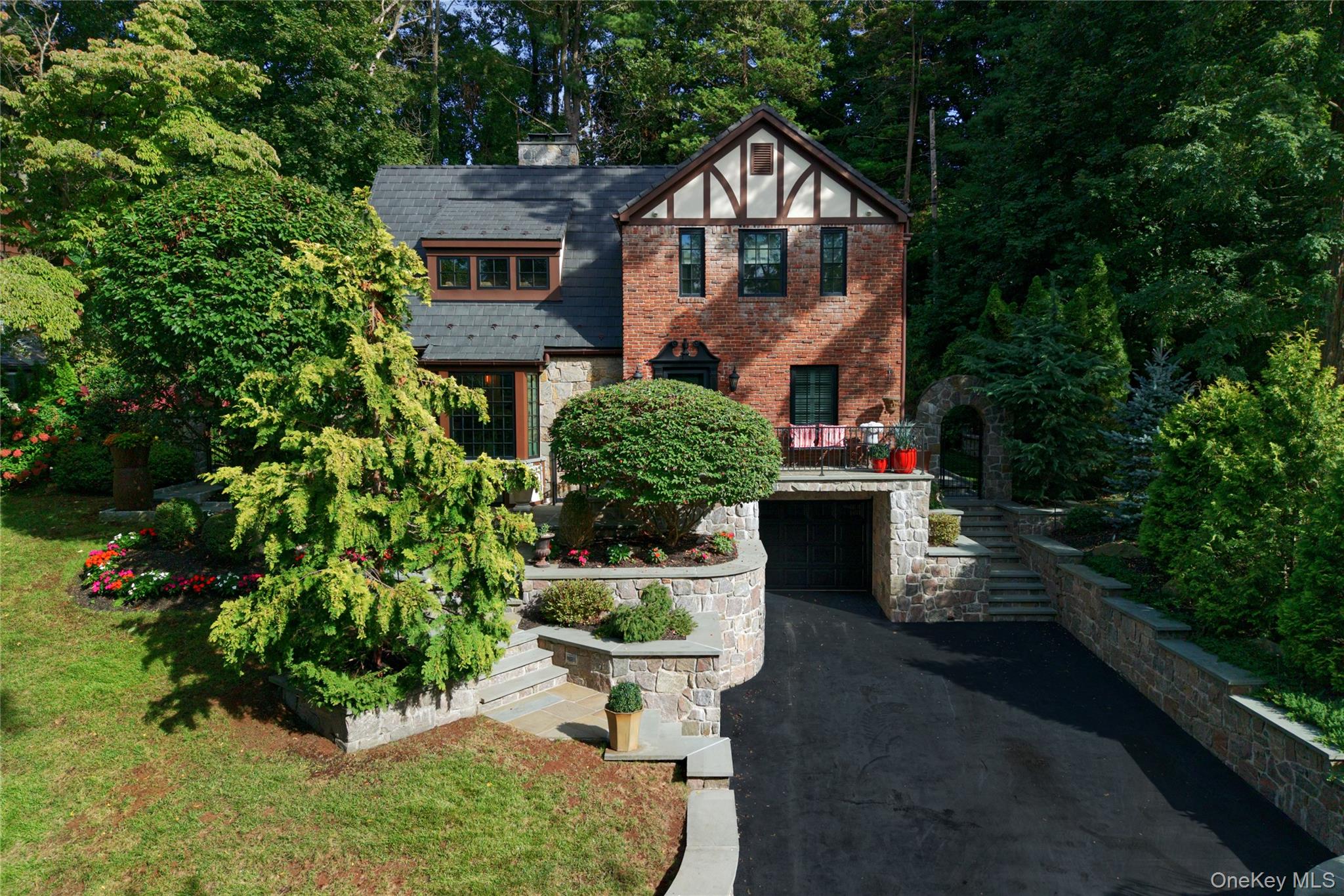 17 Sinclair Martin Drive Property Photo 1