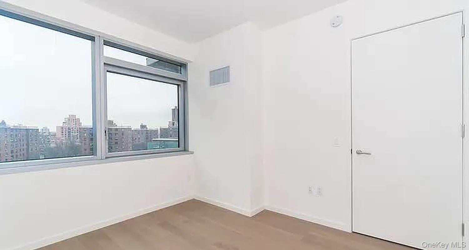 133-27 39th Avenue 6k Property Photo 3
