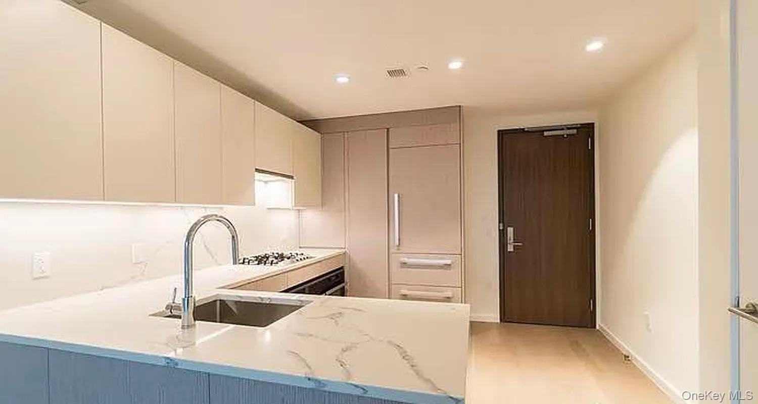 133-27 39th Avenue 6k Property Photo 14
