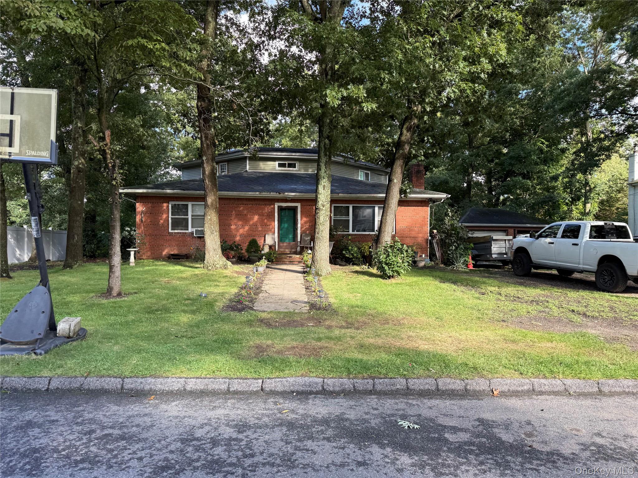 45 Summit Drive Property Photo 1