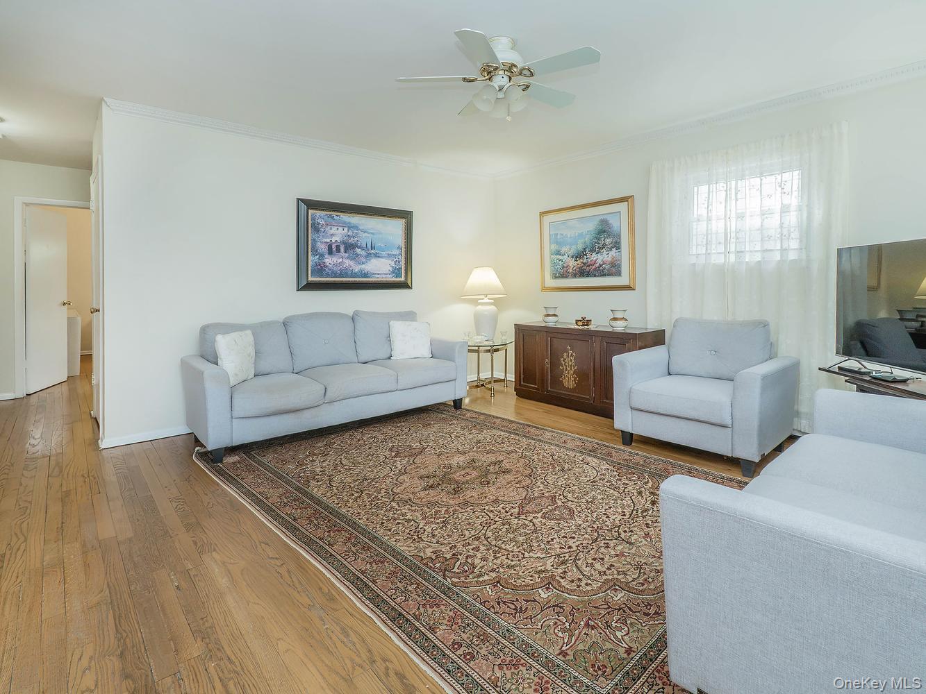 44 Corchaug Avenue Property Photo 3