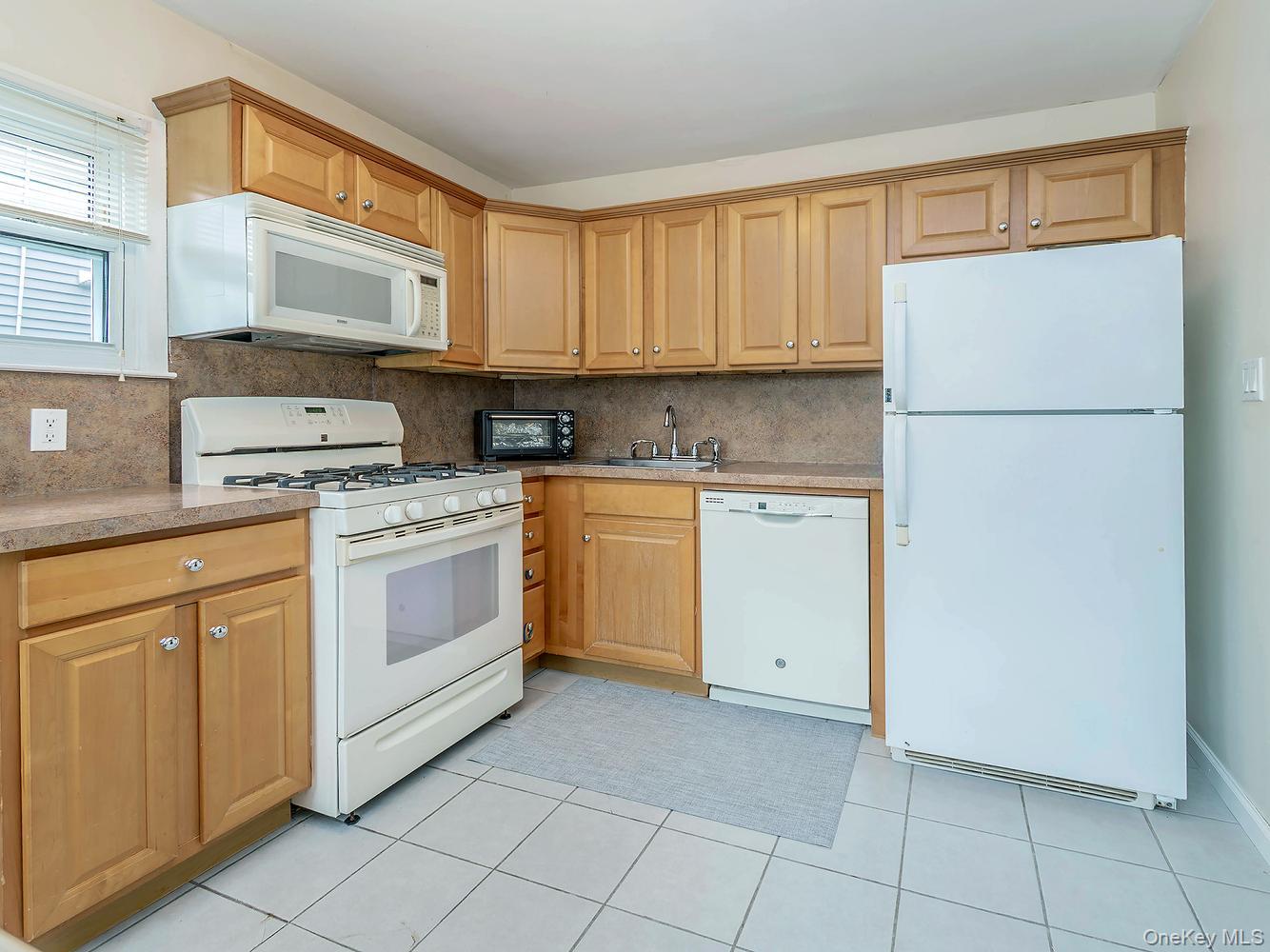 44 Corchaug Avenue Property Photo 6