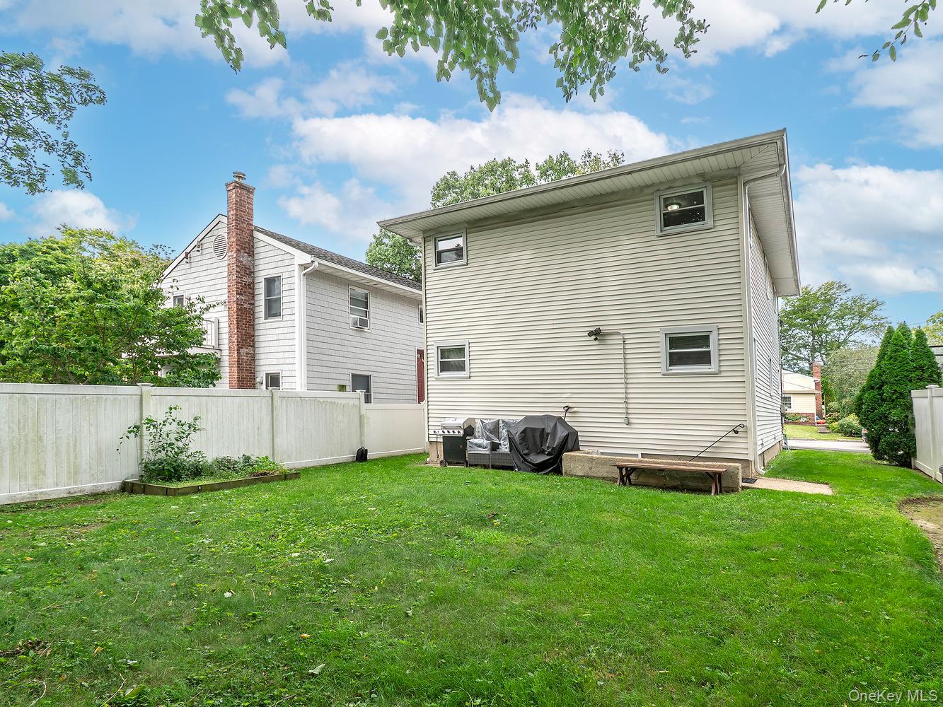 44 Corchaug Avenue Property Photo 29