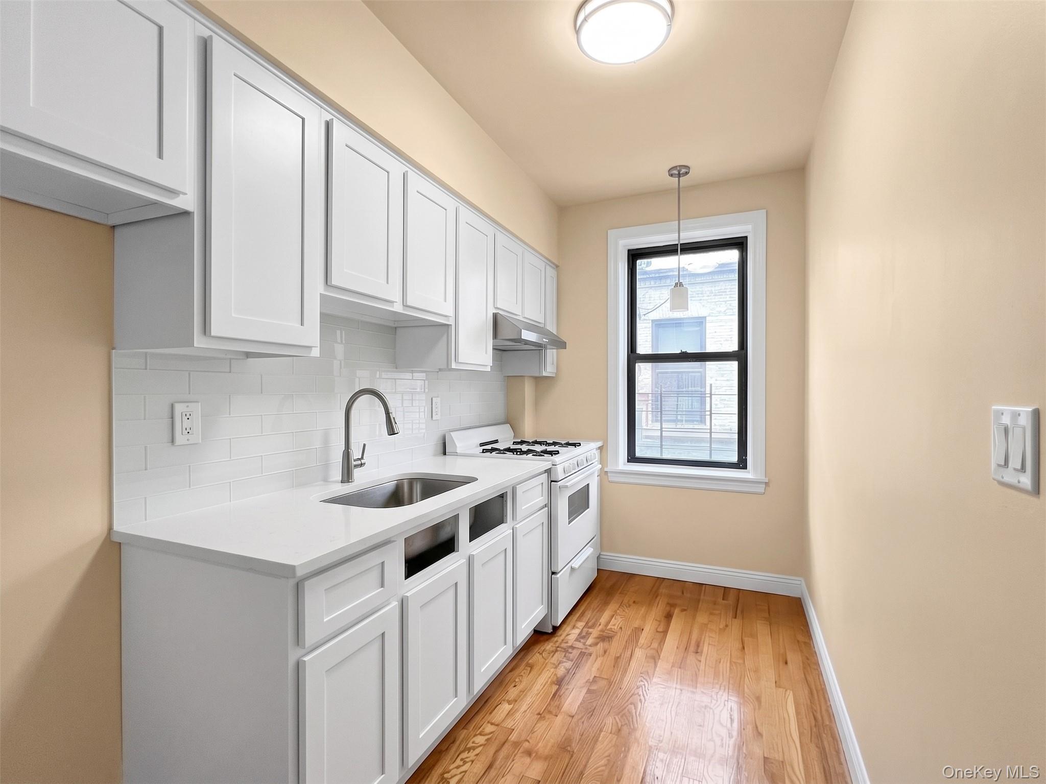 495 E 178th Street 1e Property Photo 13