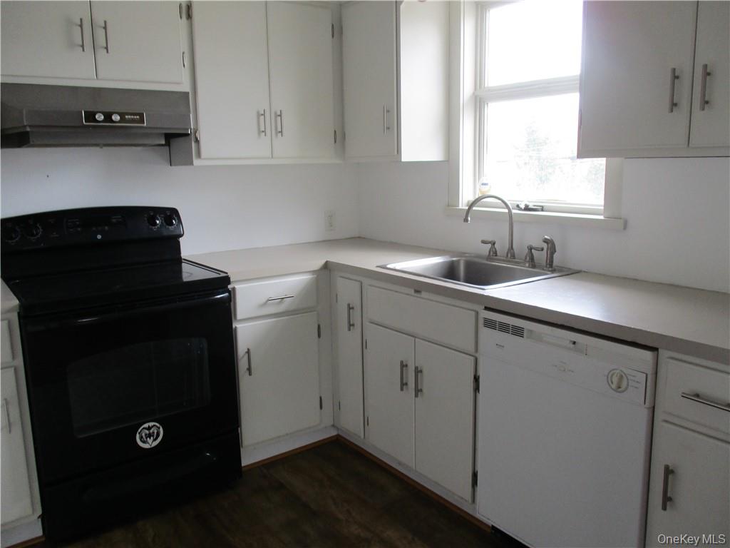 1003 Main Street Property Photo 9