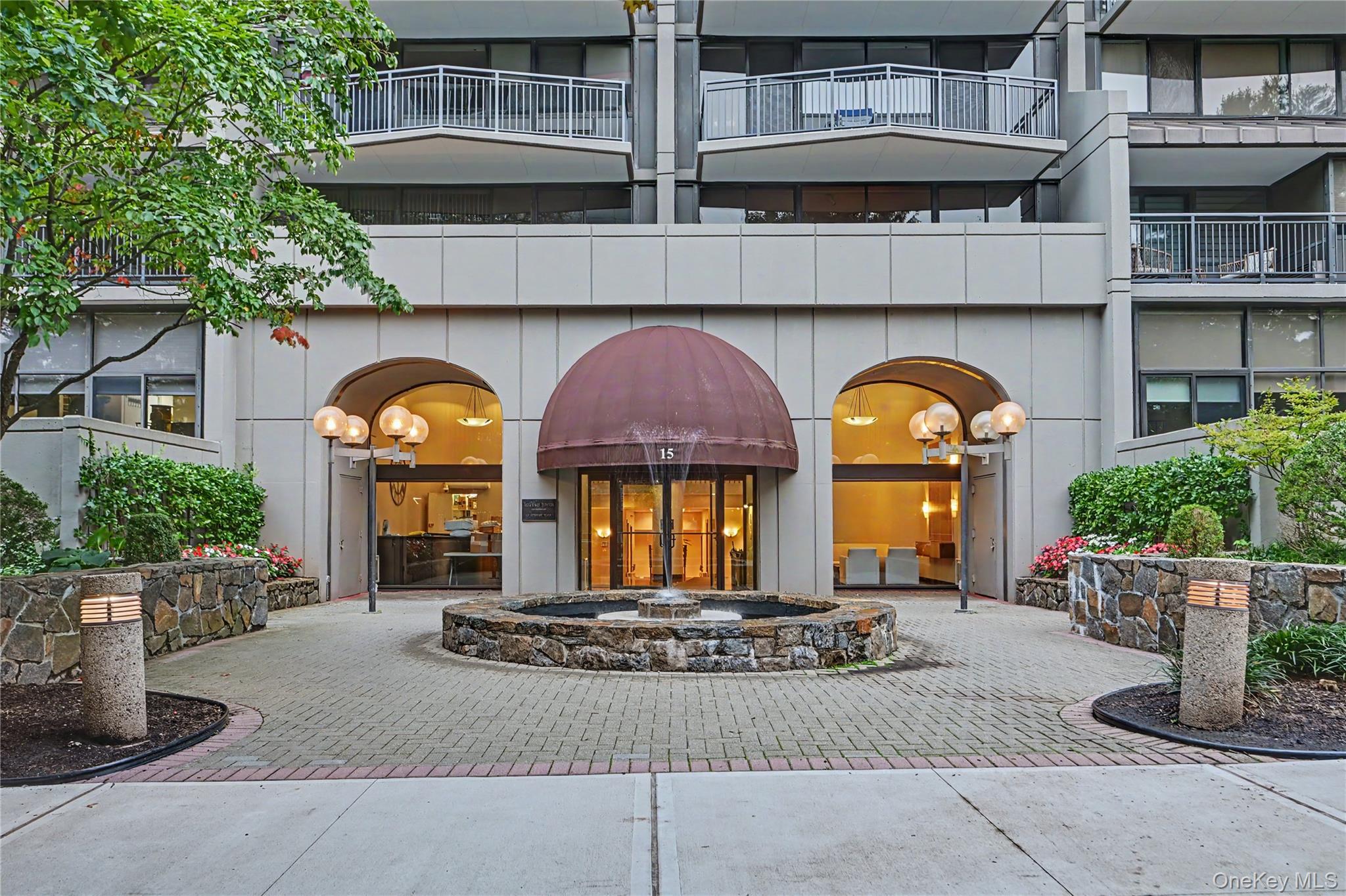 15 Stewart Place 12A Property Photo 1