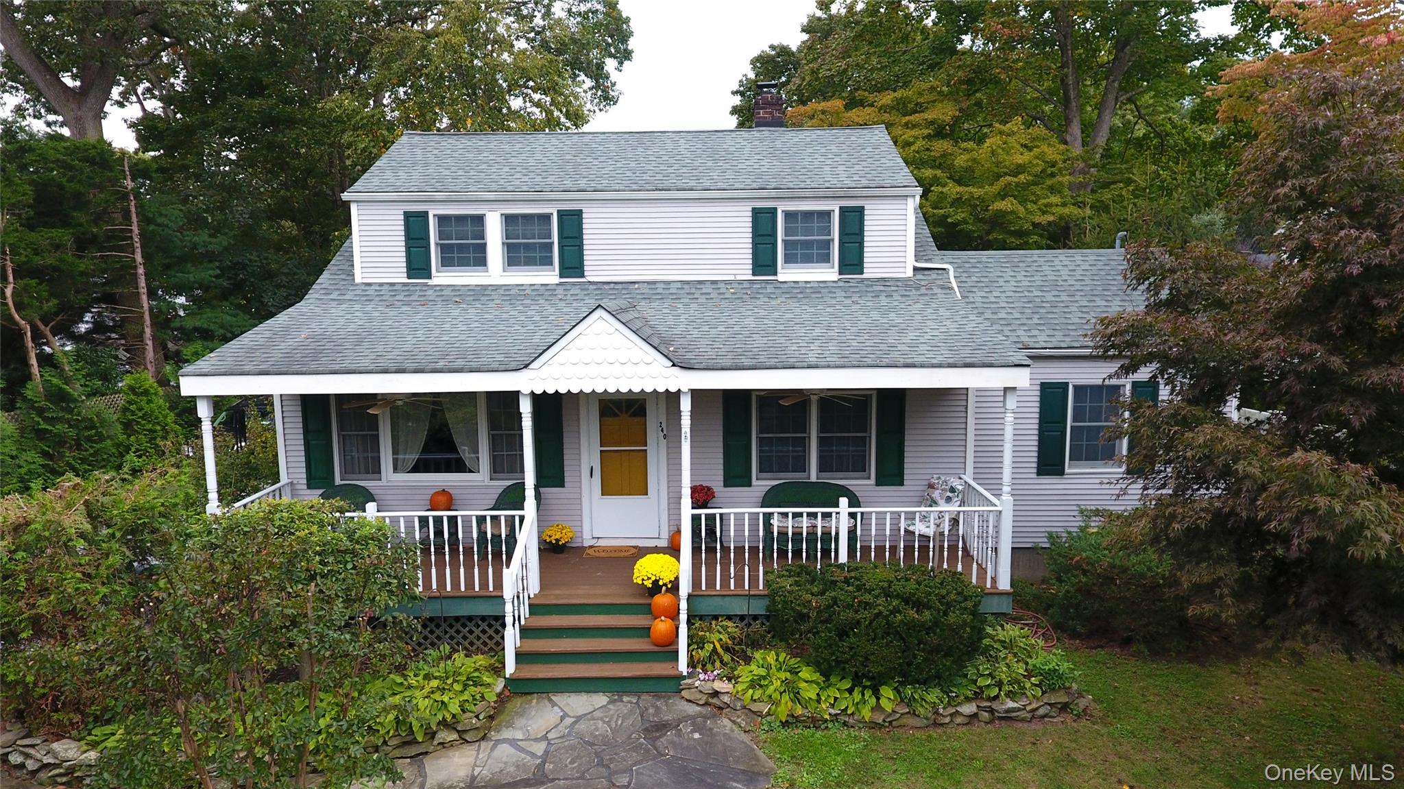 240 Washington Avenue Property Photo 4