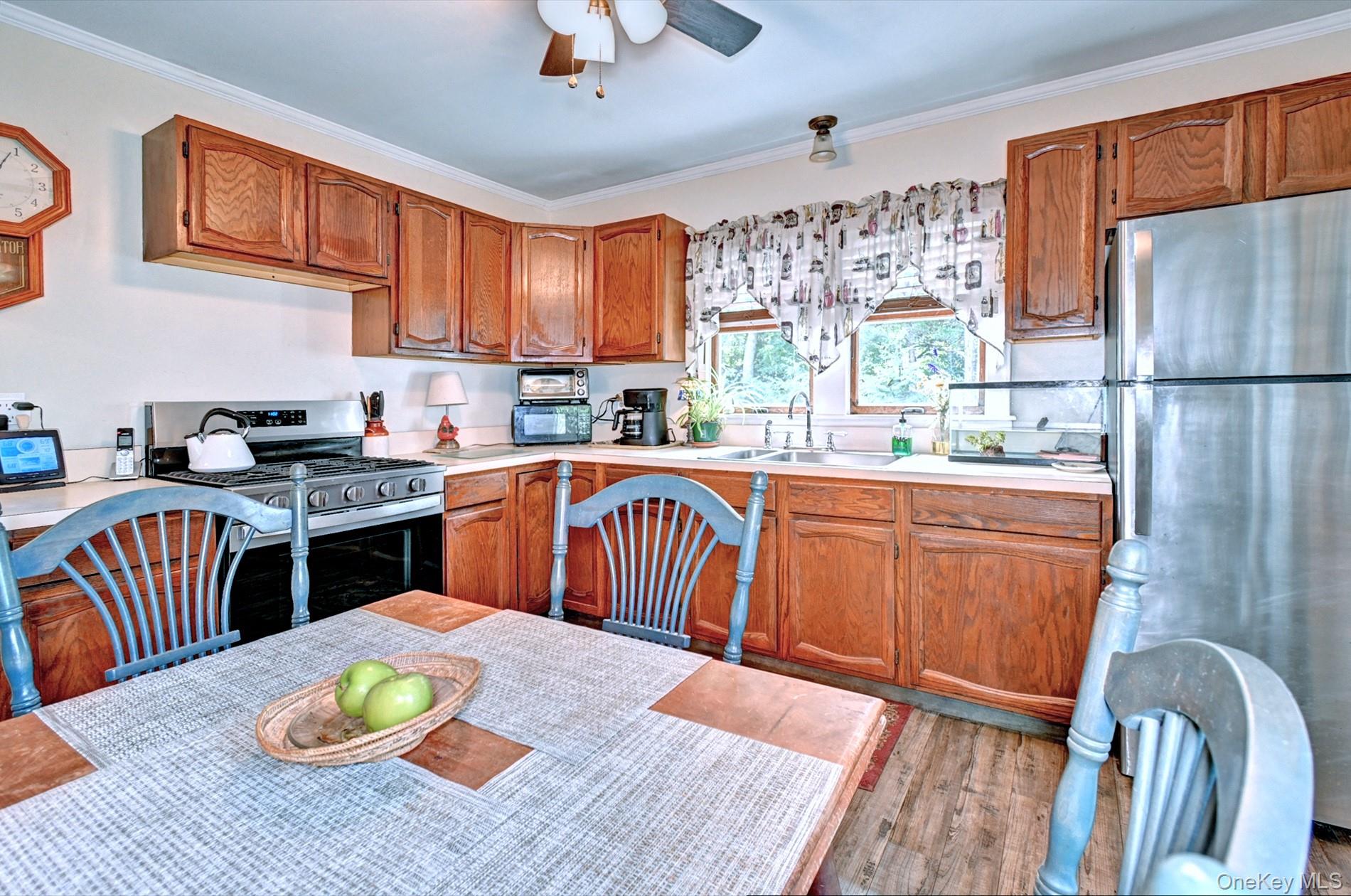 240 Washington Avenue Property Photo 13