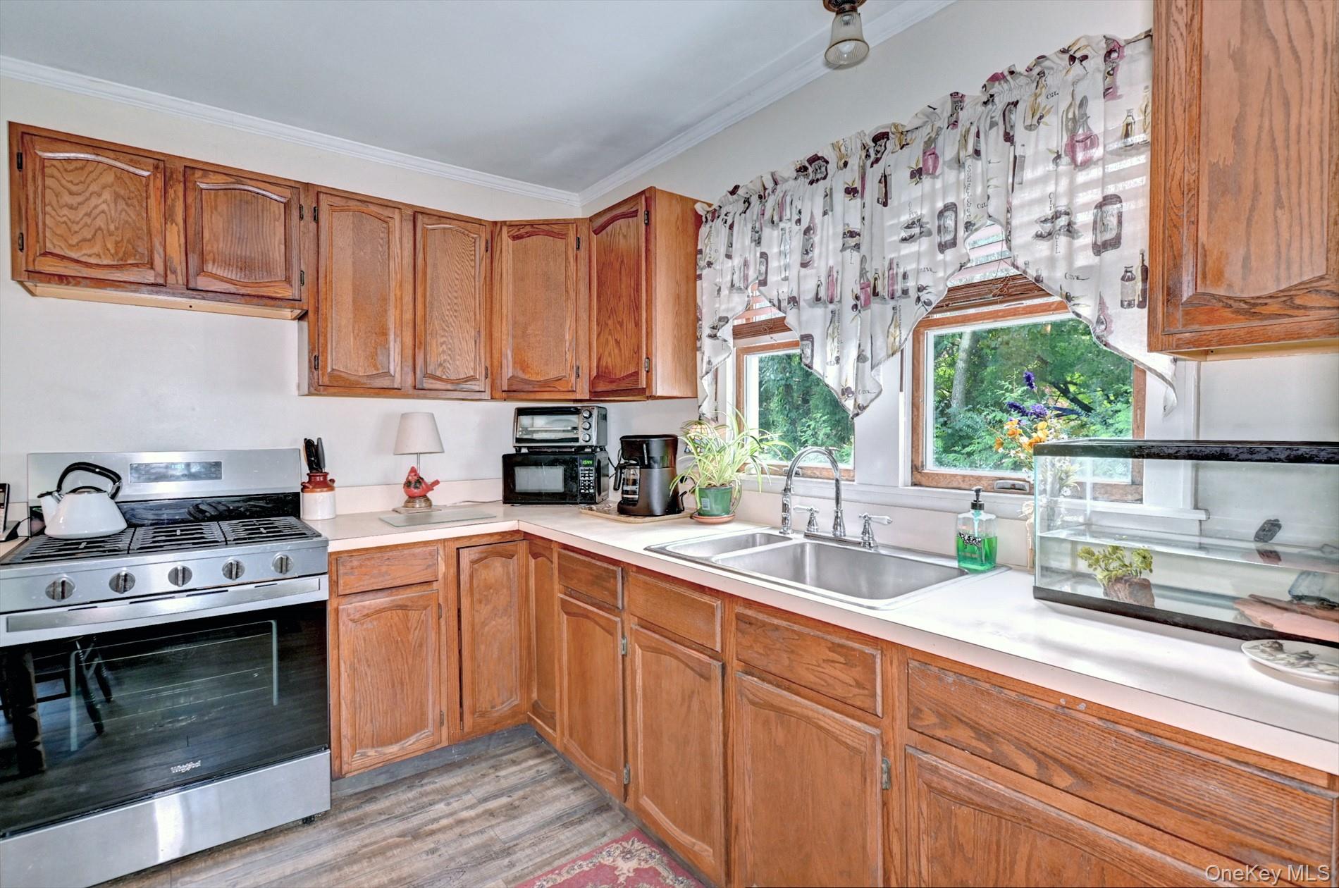 240 Washington Avenue Property Photo 14