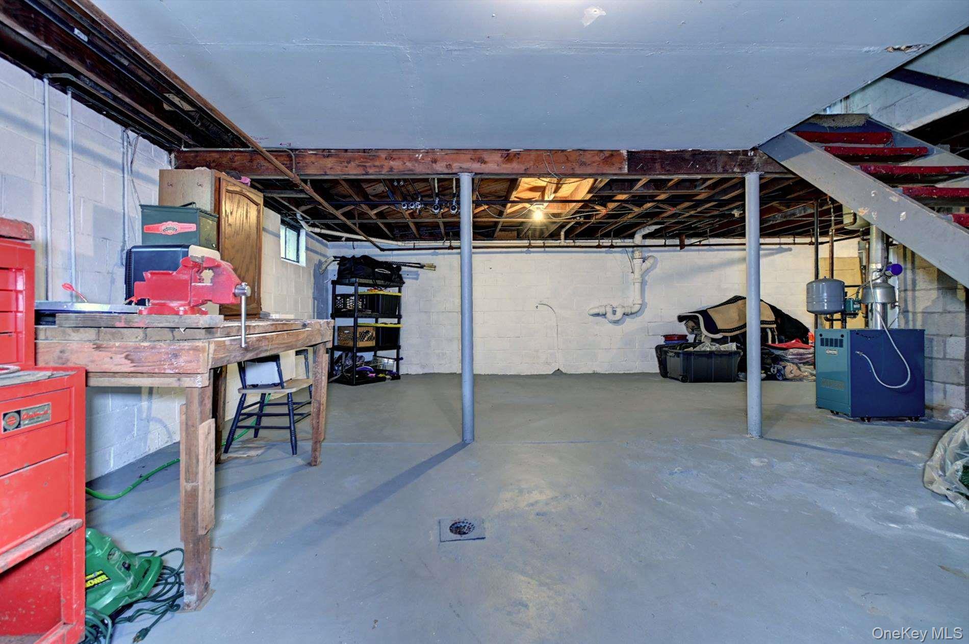 240 Washington Avenue Property Photo 28