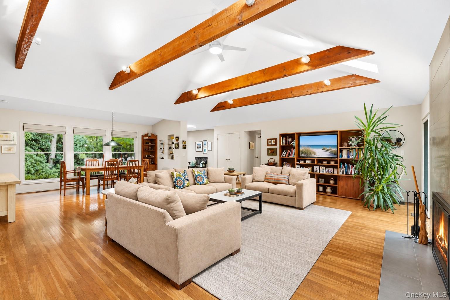 15 Springwood Way Property Photo 1