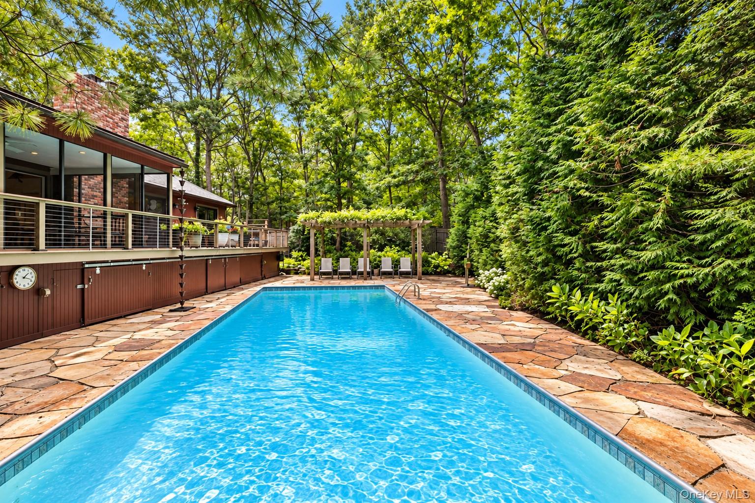 15 Springwood Way Property Photo 12