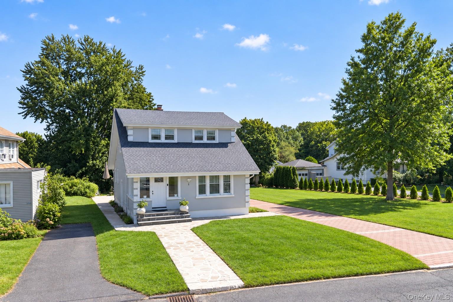 8 Highview Avenue Property Photo 1