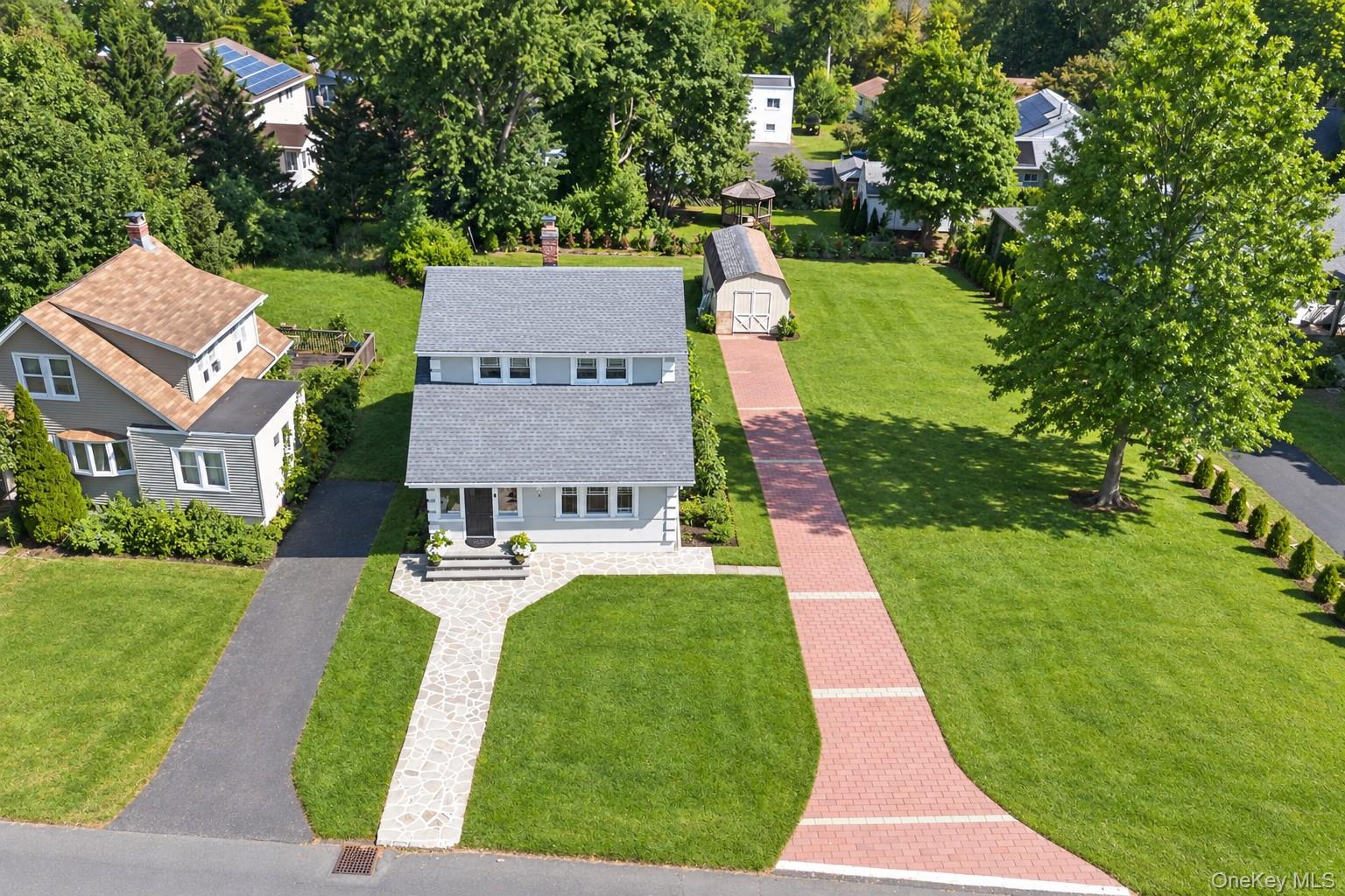 8 Highview Avenue Property Photo 4