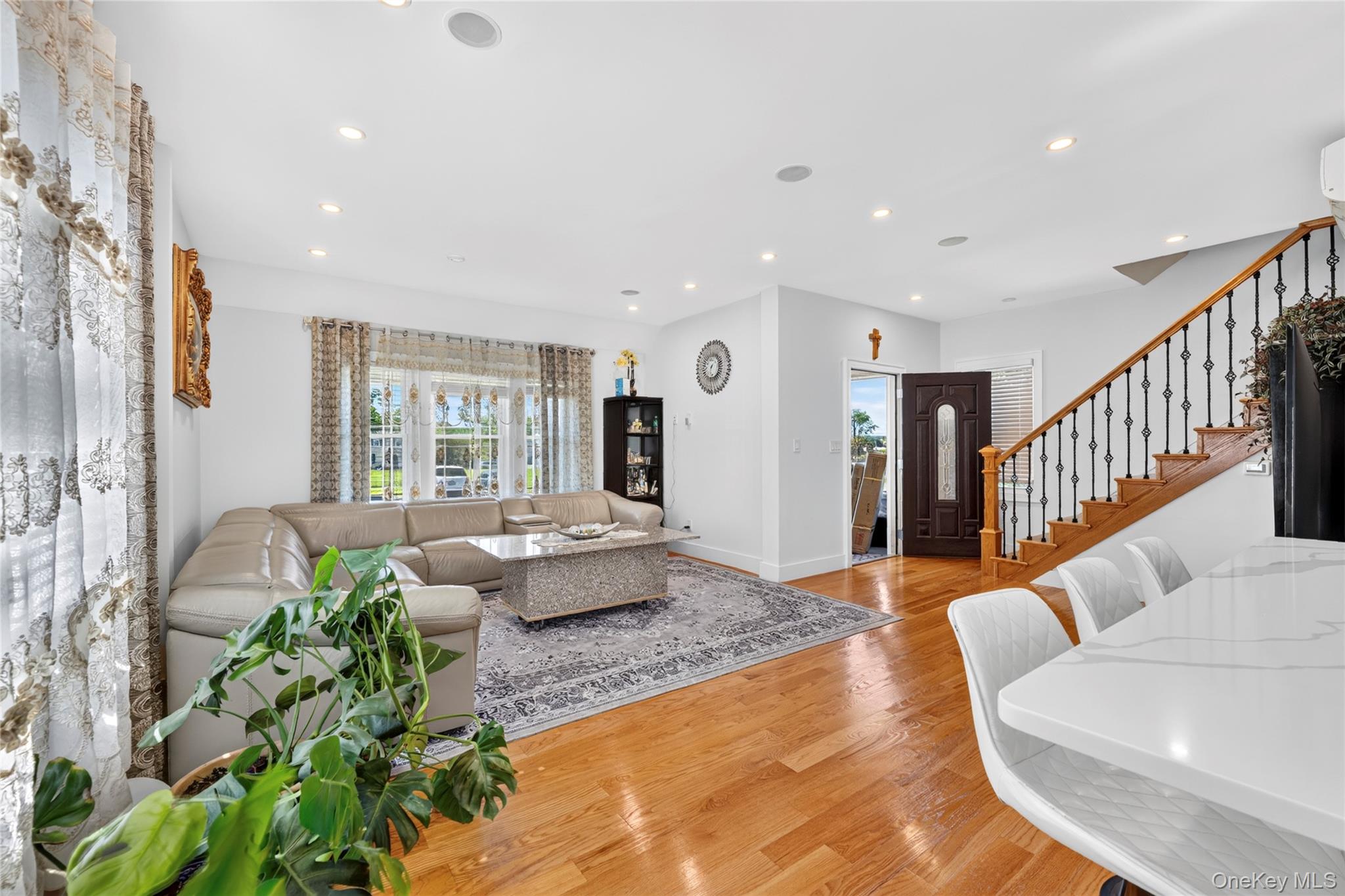 8 Highview Avenue Property Photo 9