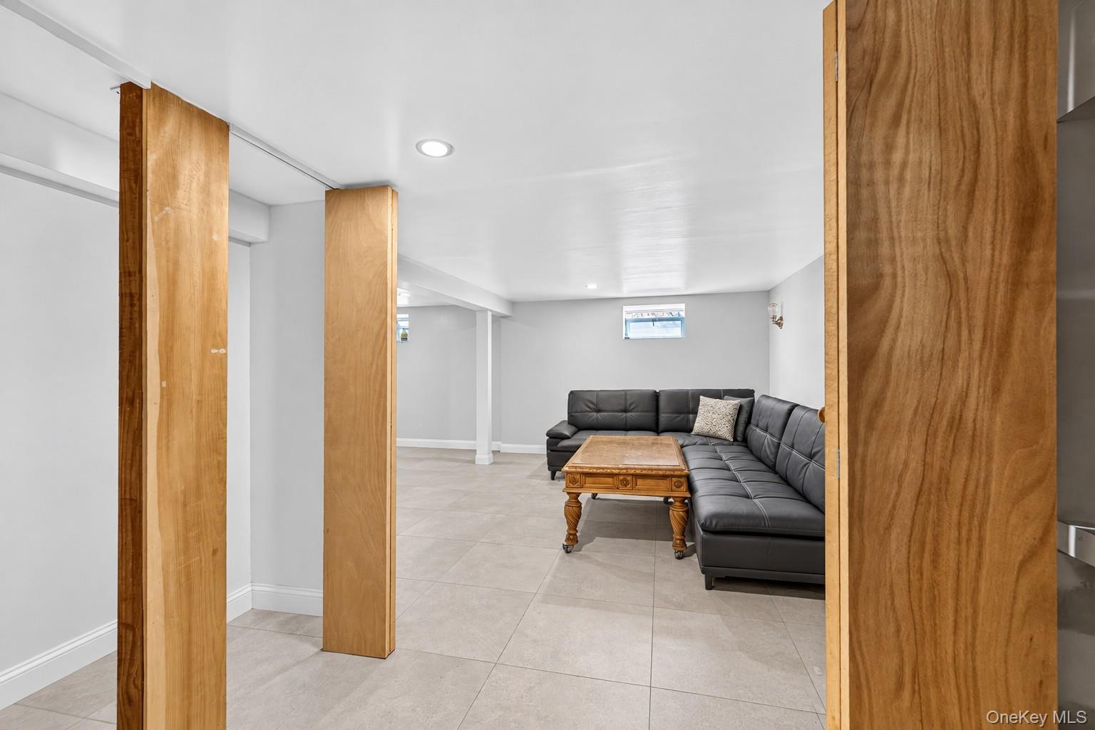 8 Highview Avenue Property Photo 31