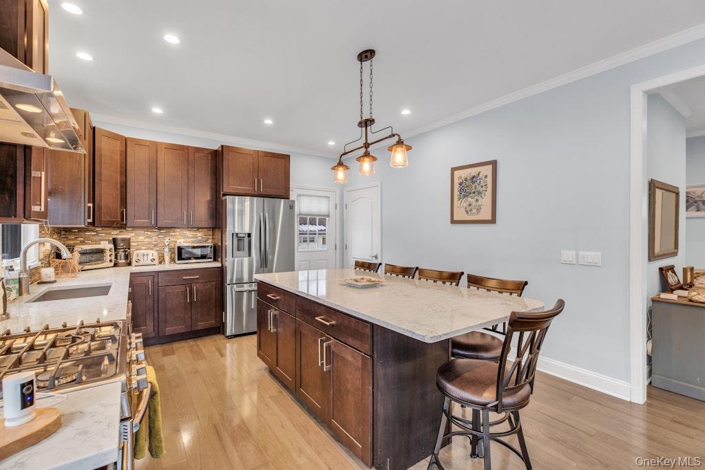 300 Fiddler Lane Property Photo 4