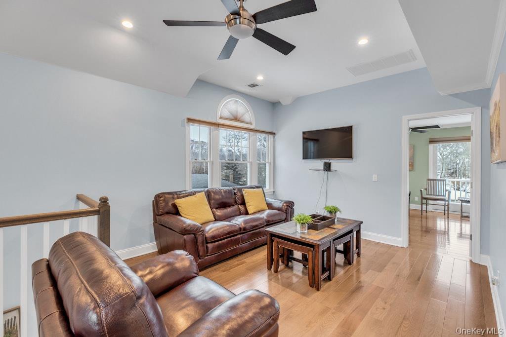 300 Fiddler Lane Property Photo 12