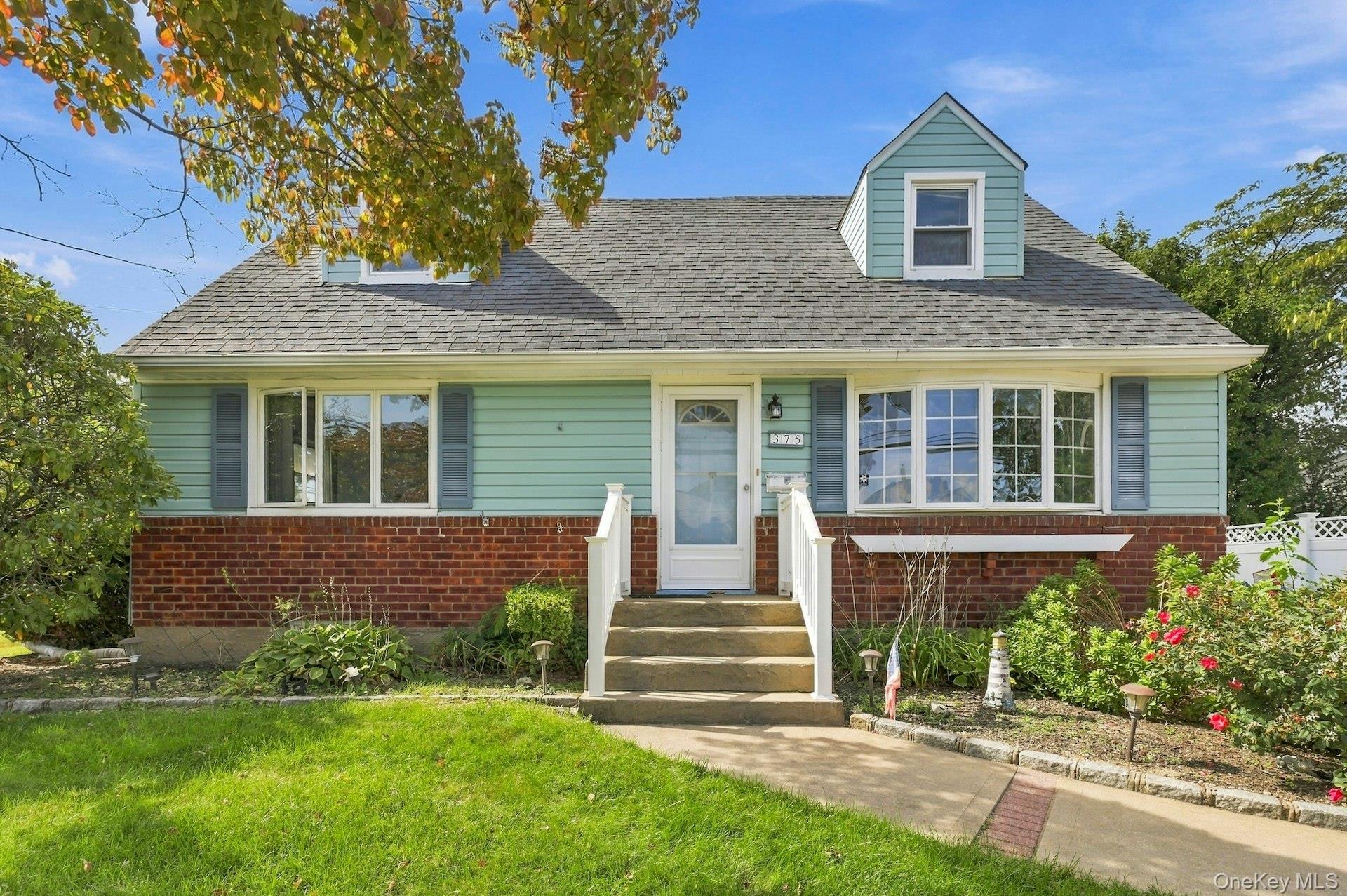 375 Catskill Avenue Property Photo 1