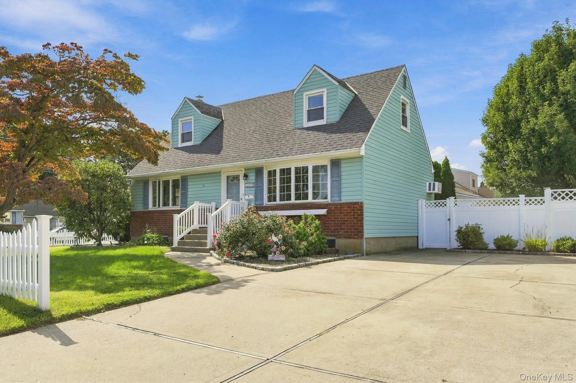 375 Catskill Avenue Property Photo 4
