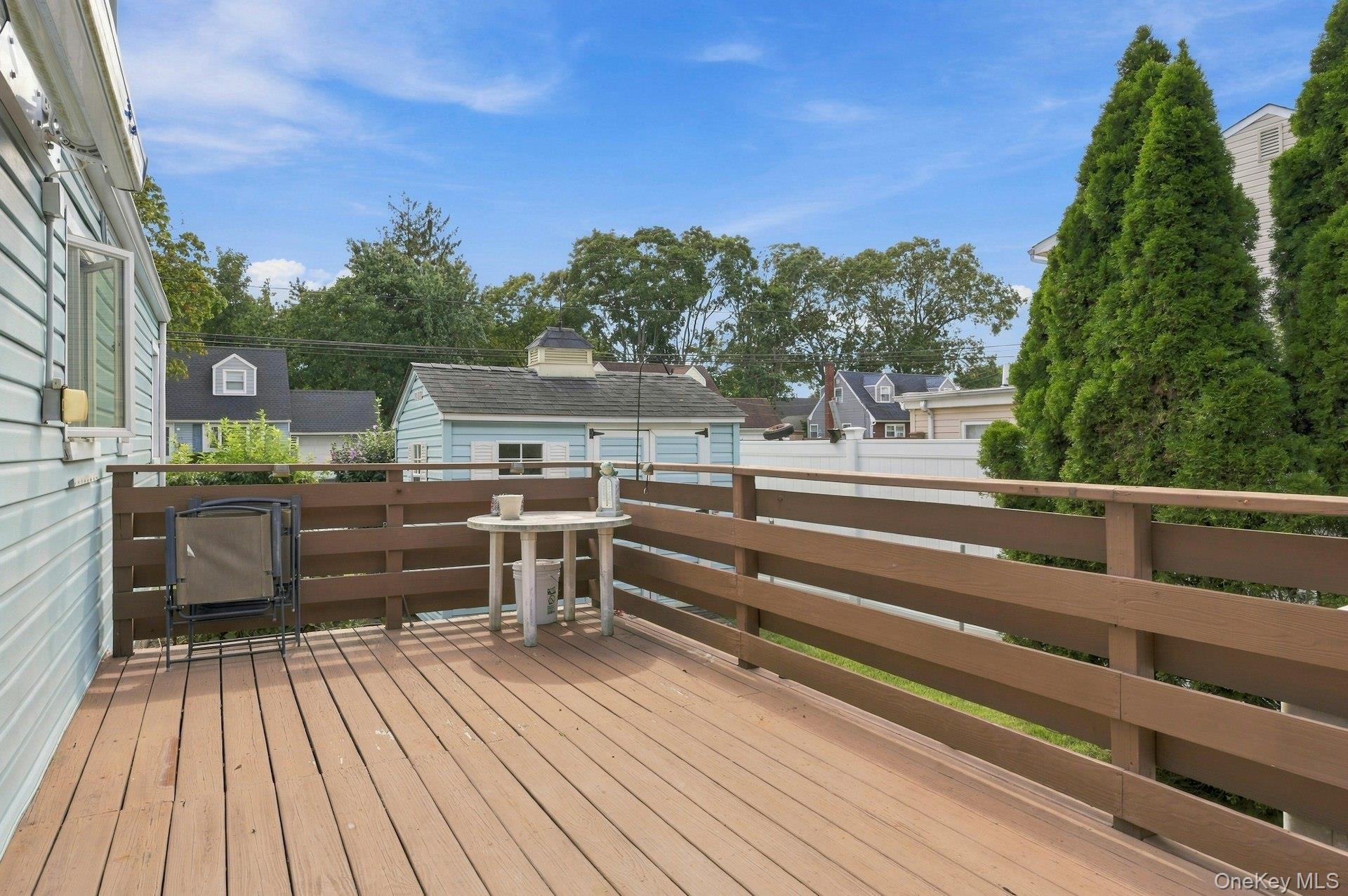 375 Catskill Avenue Property Photo 10