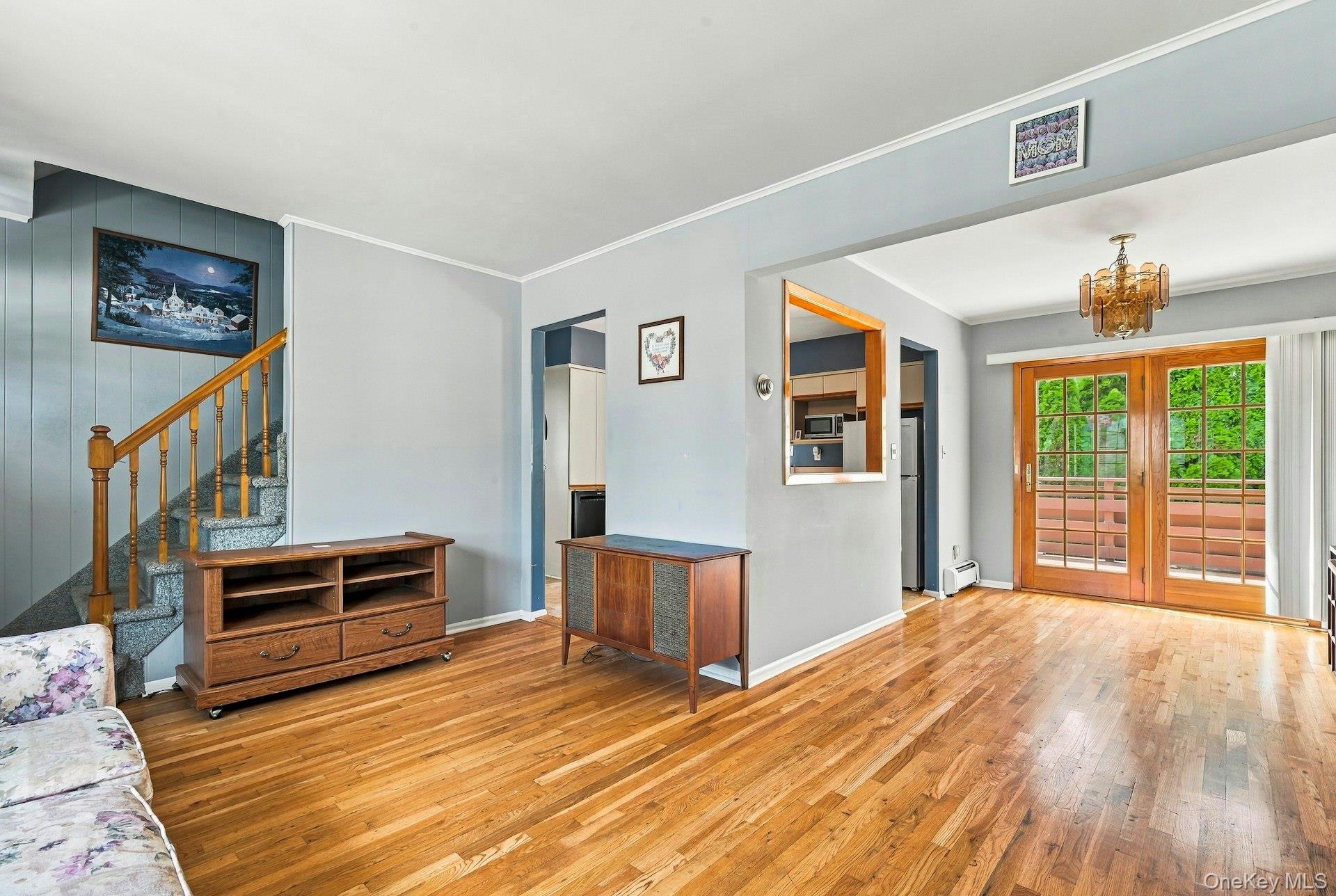 375 Catskill Avenue Property Photo 16